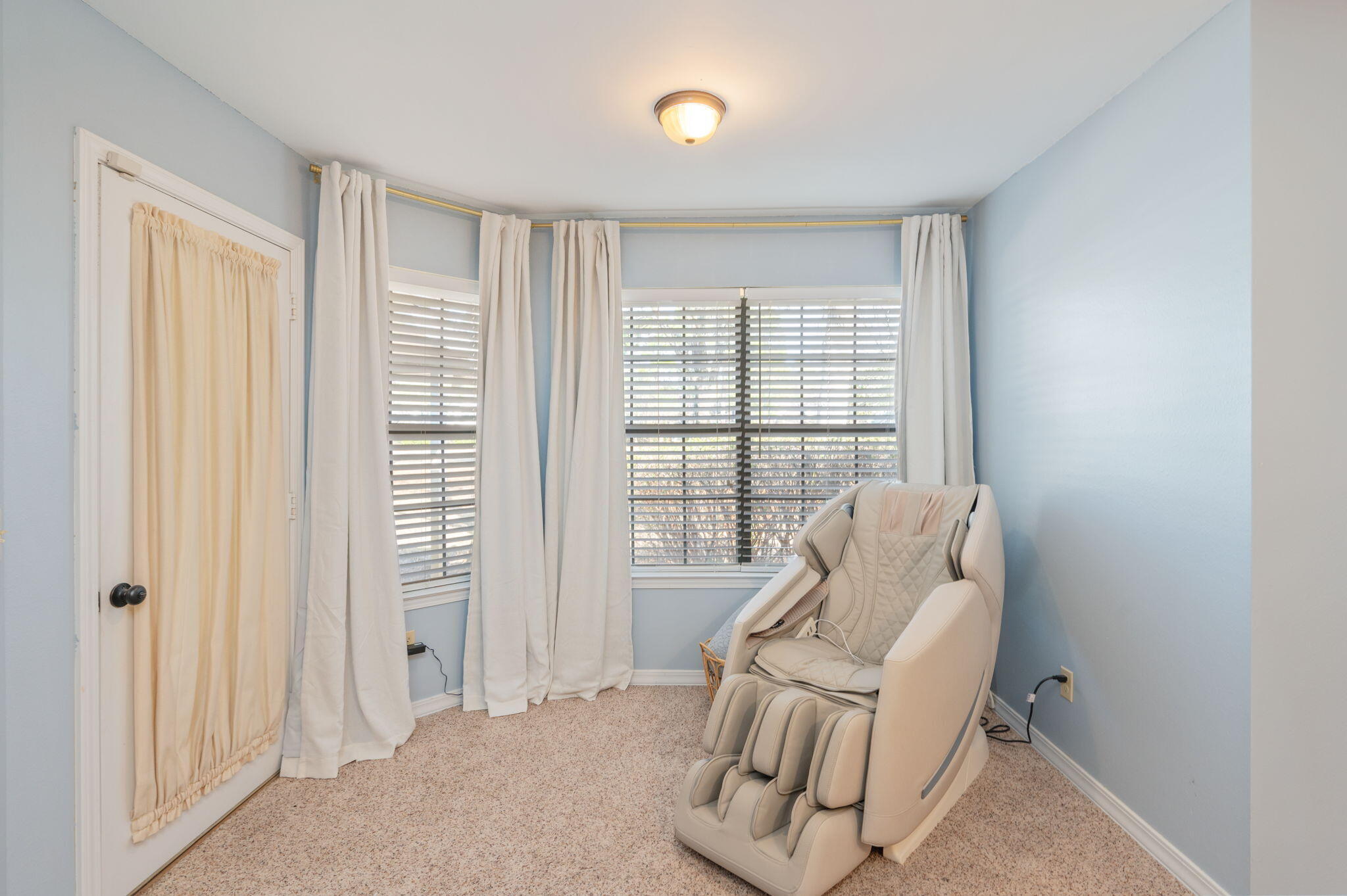 WINDWARD PH 5 - Residential