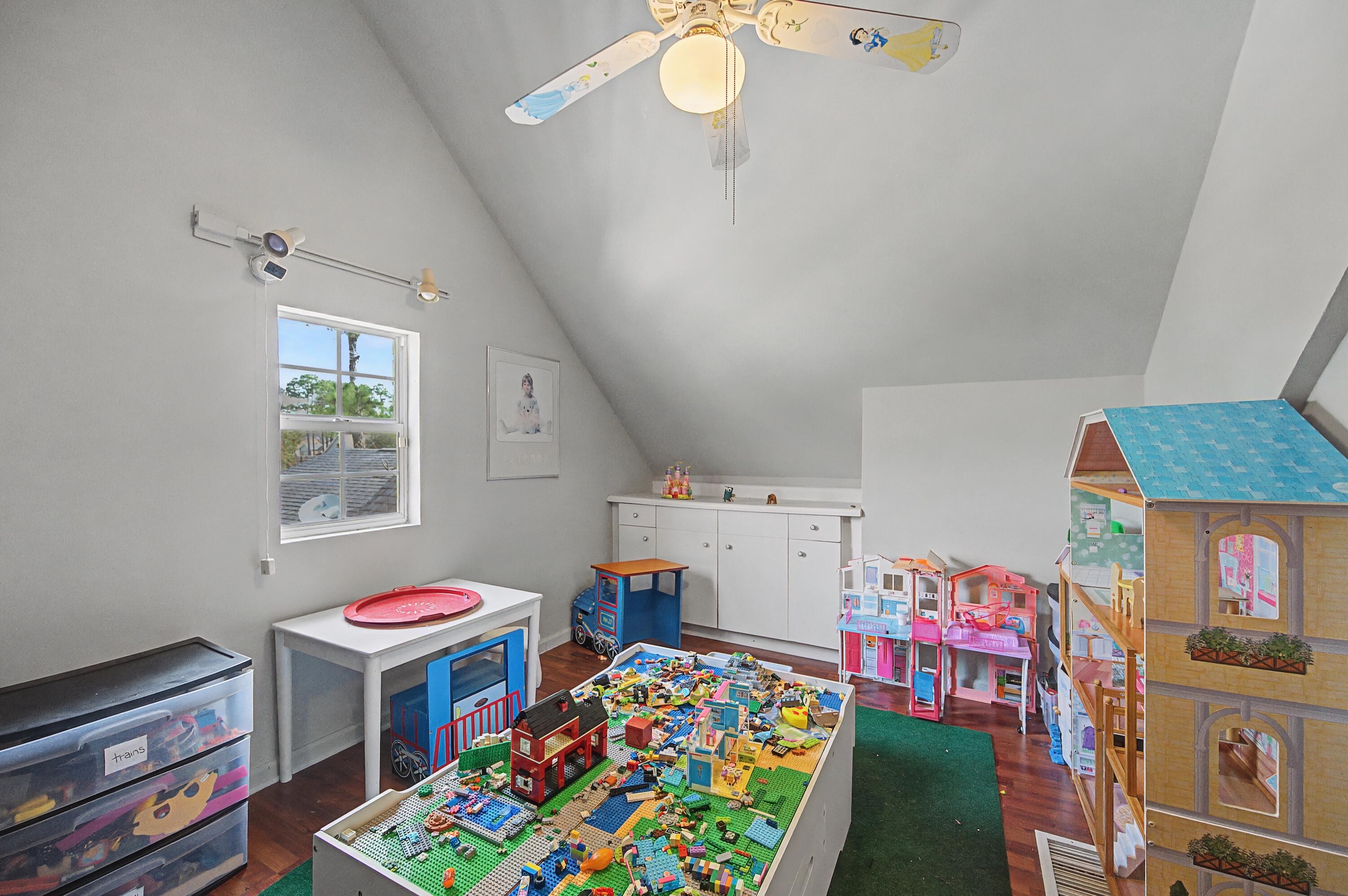 PARISH PINES - Residential