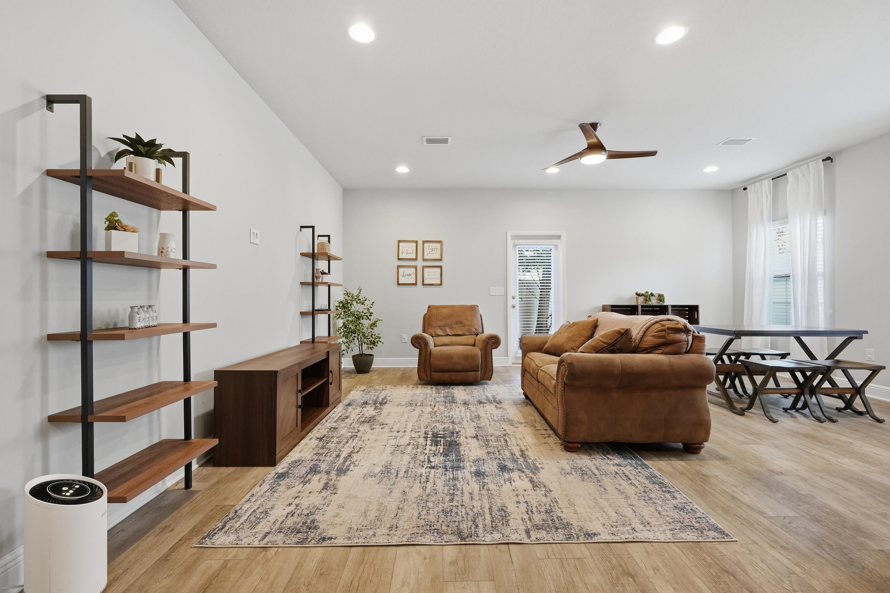 8737 Brown Pelican Circle