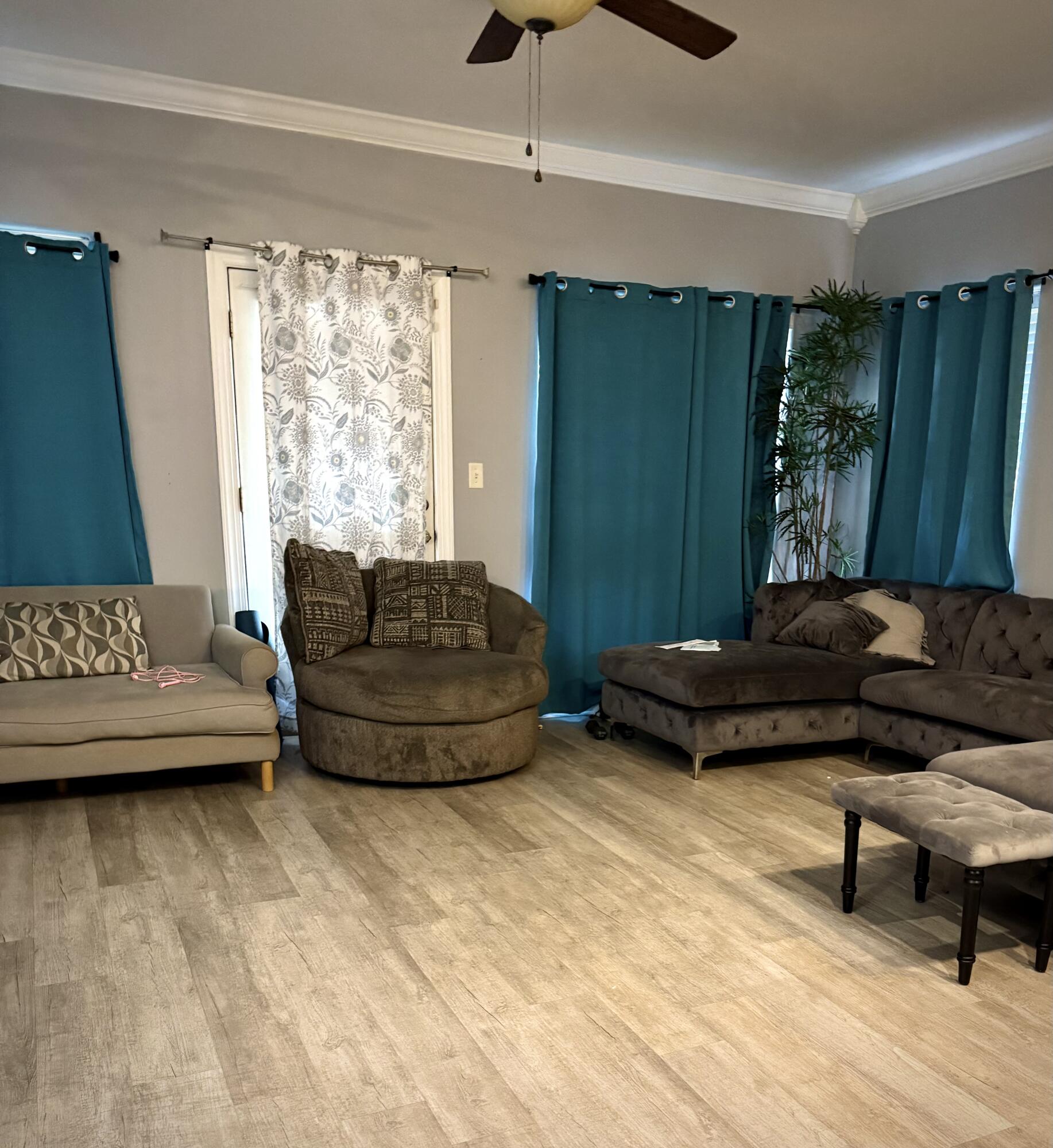 OLD BAY T/H - Residential