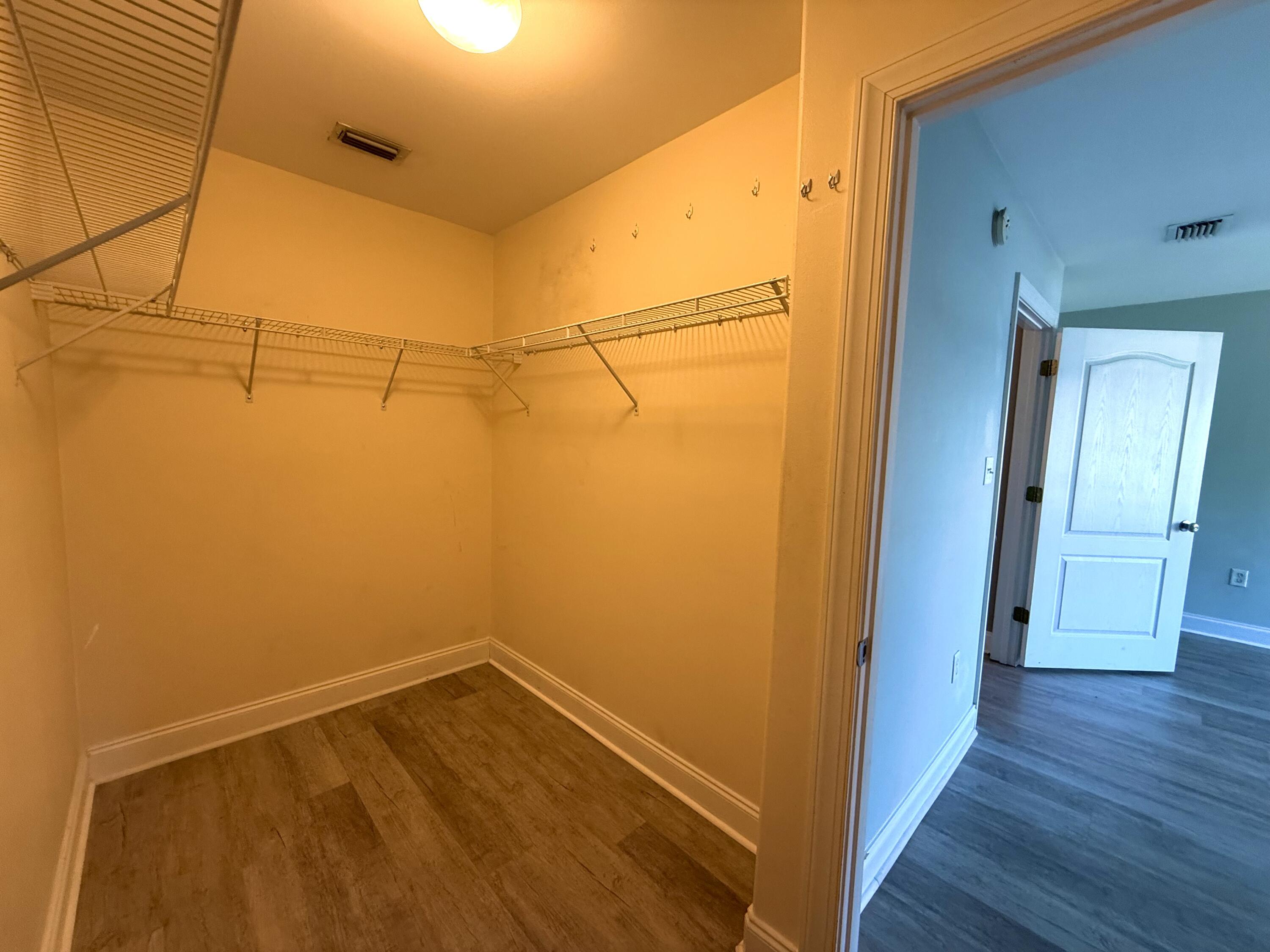 OLD BAY T/H - Residential