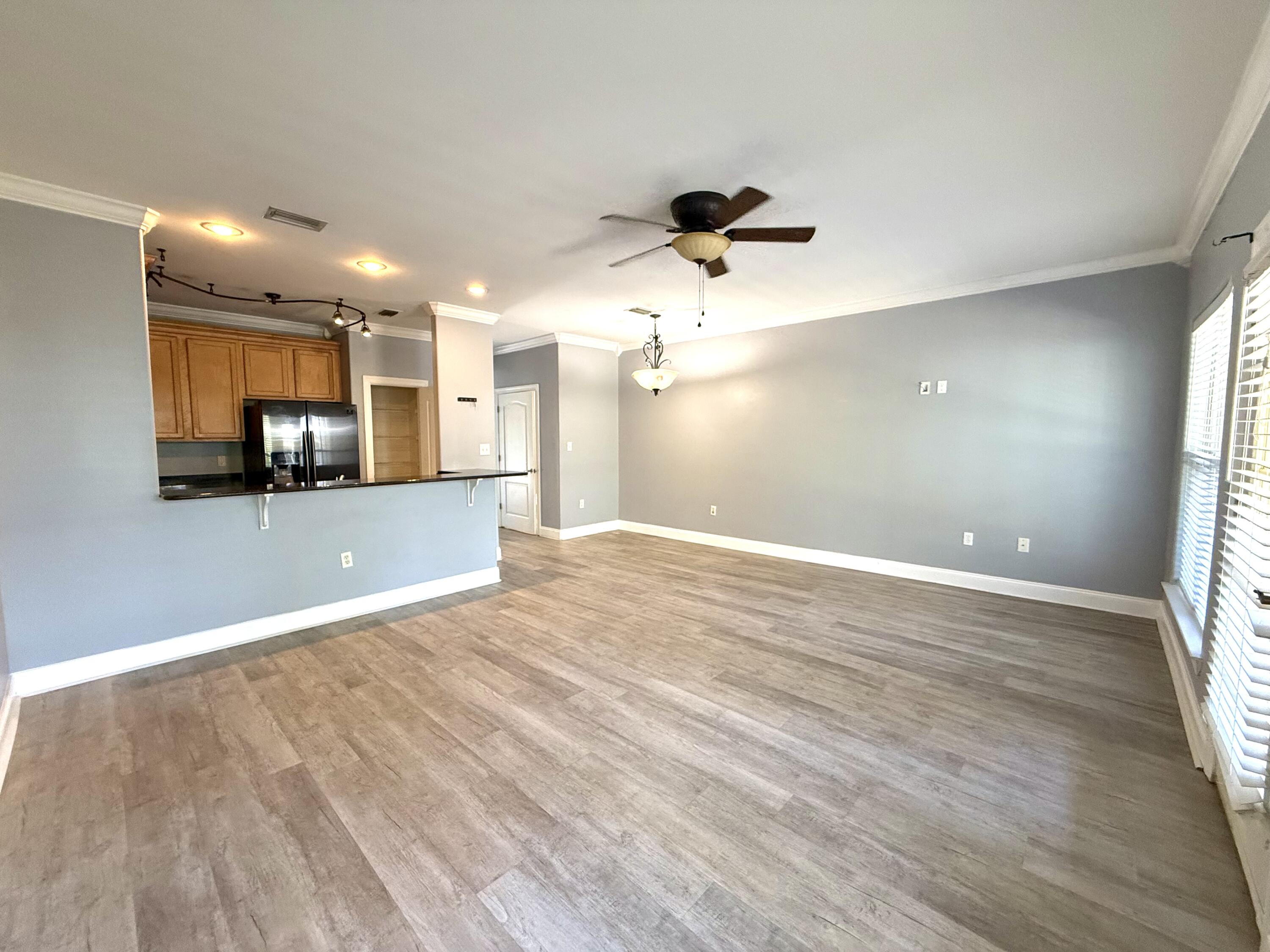 OLD BAY T/H - Residential