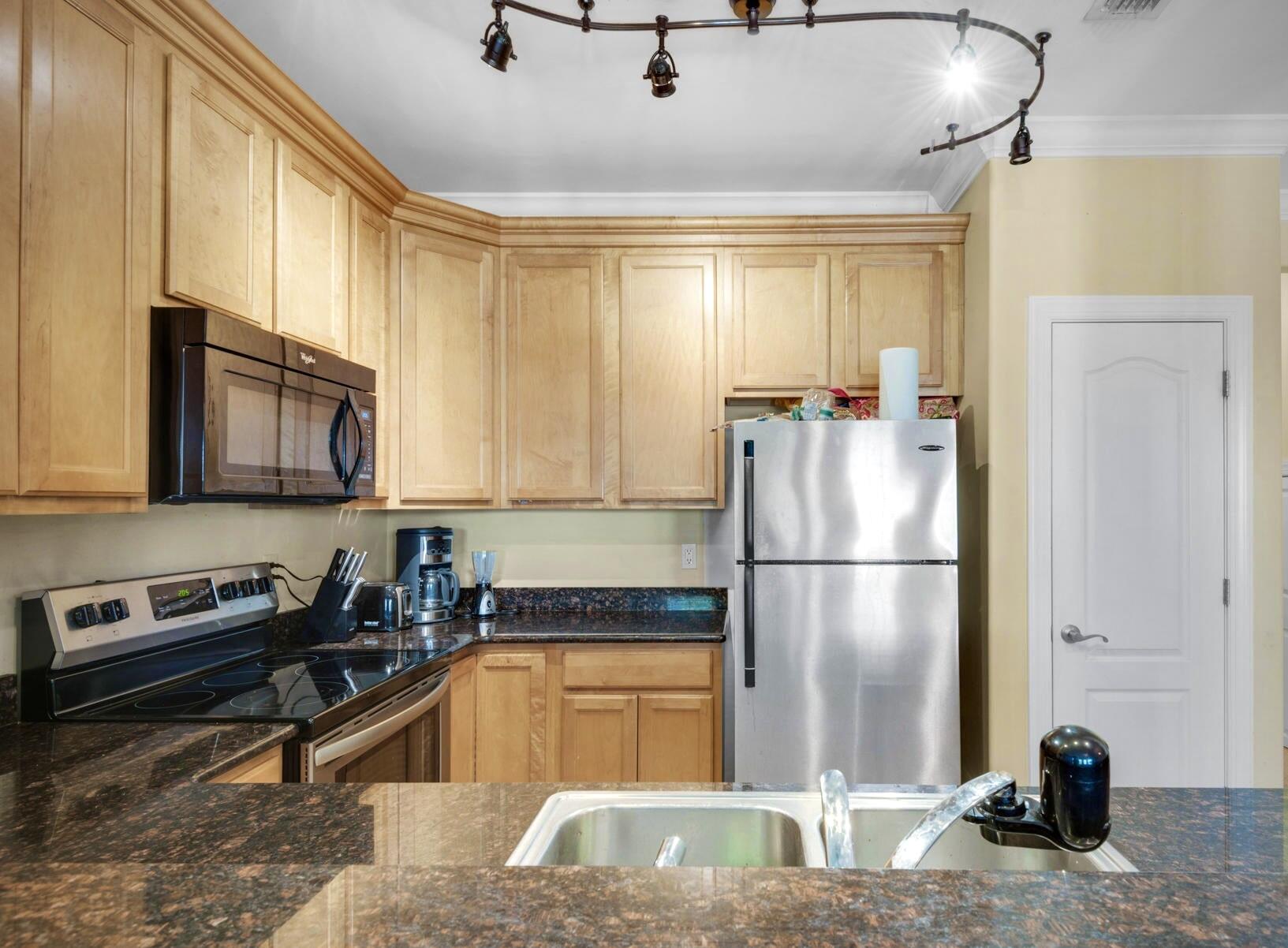 OLD BAY T/H - Residential