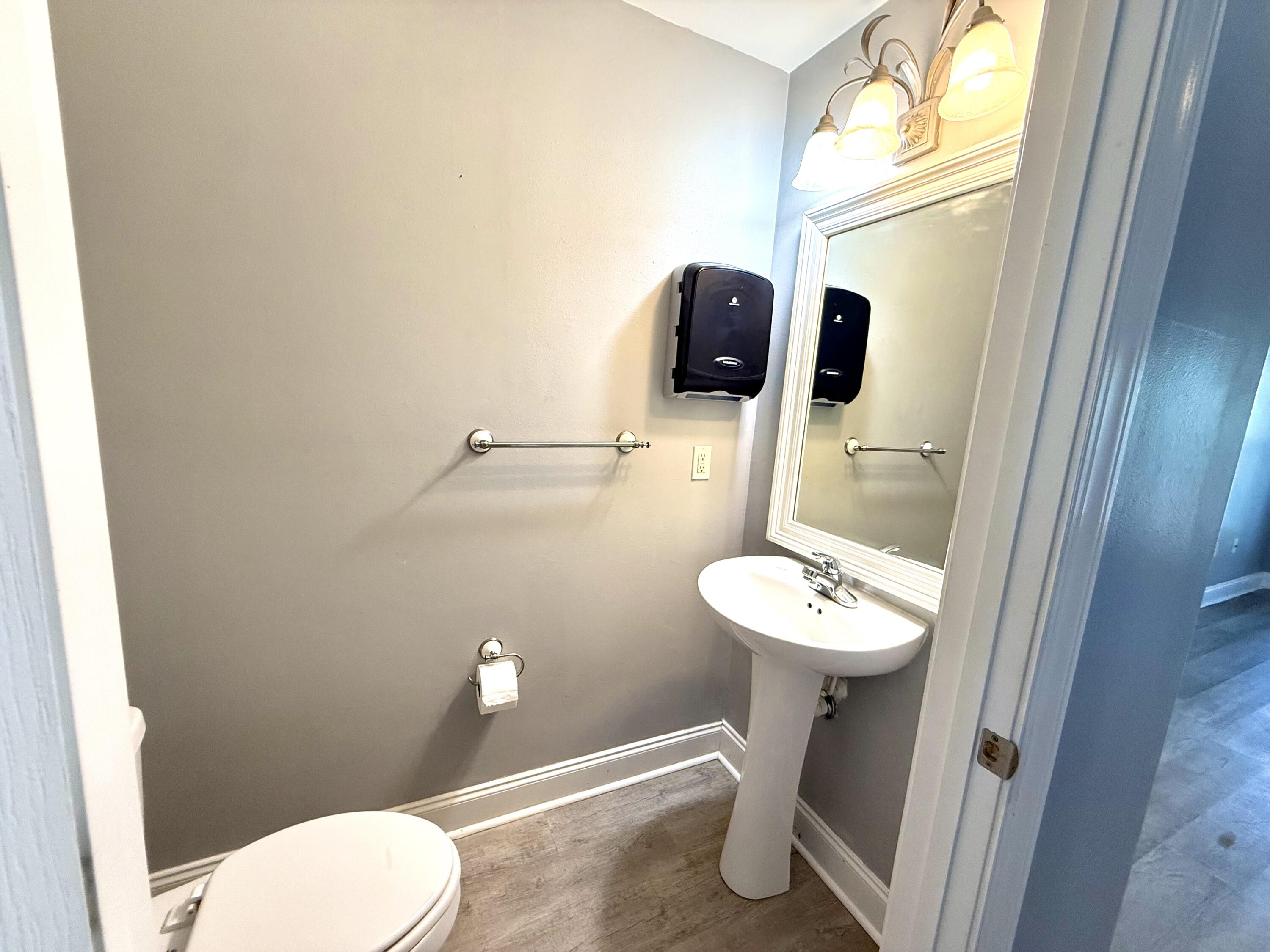 OLD BAY T/H - Residential