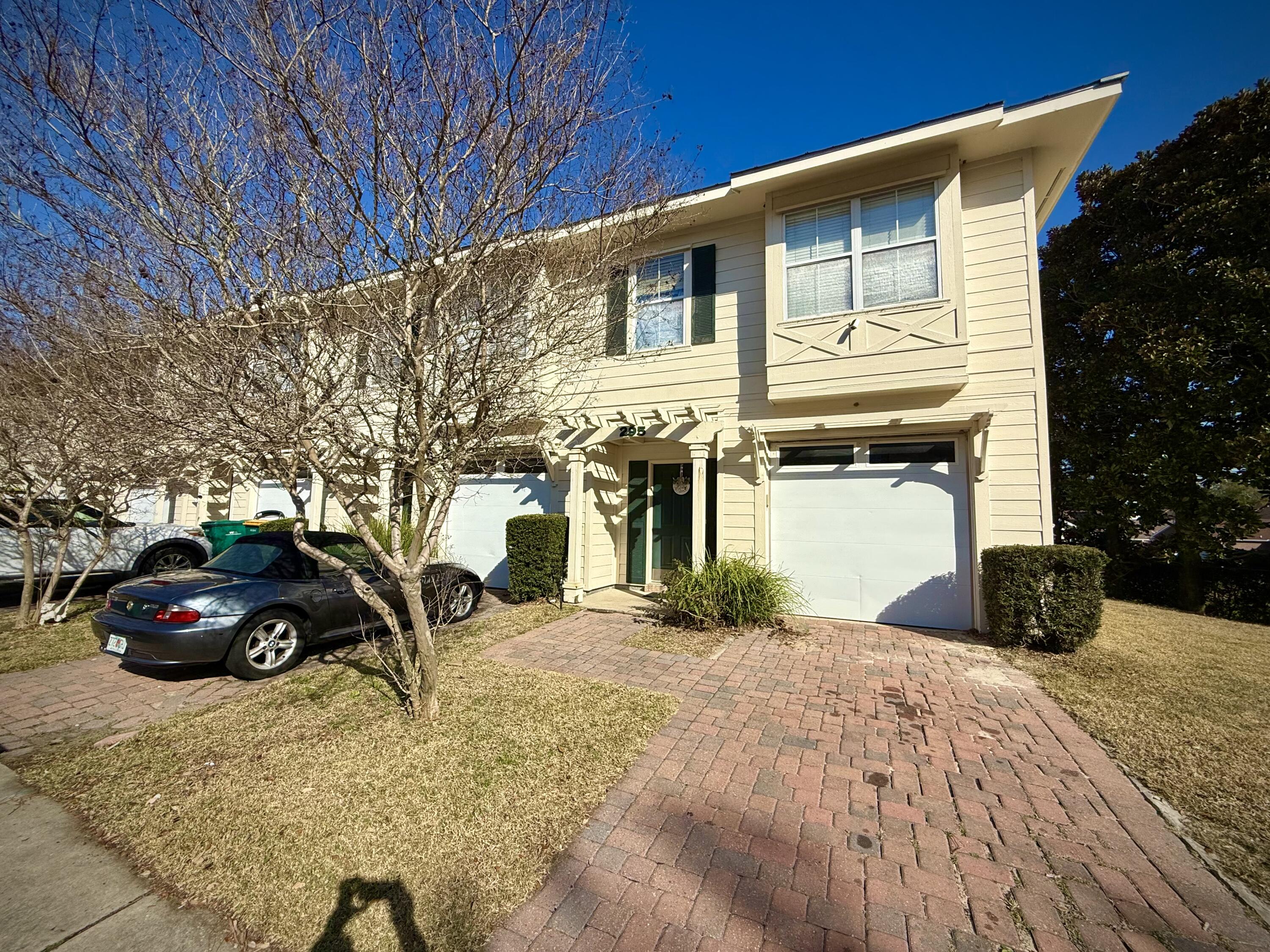 OLD BAY T/H - Residential