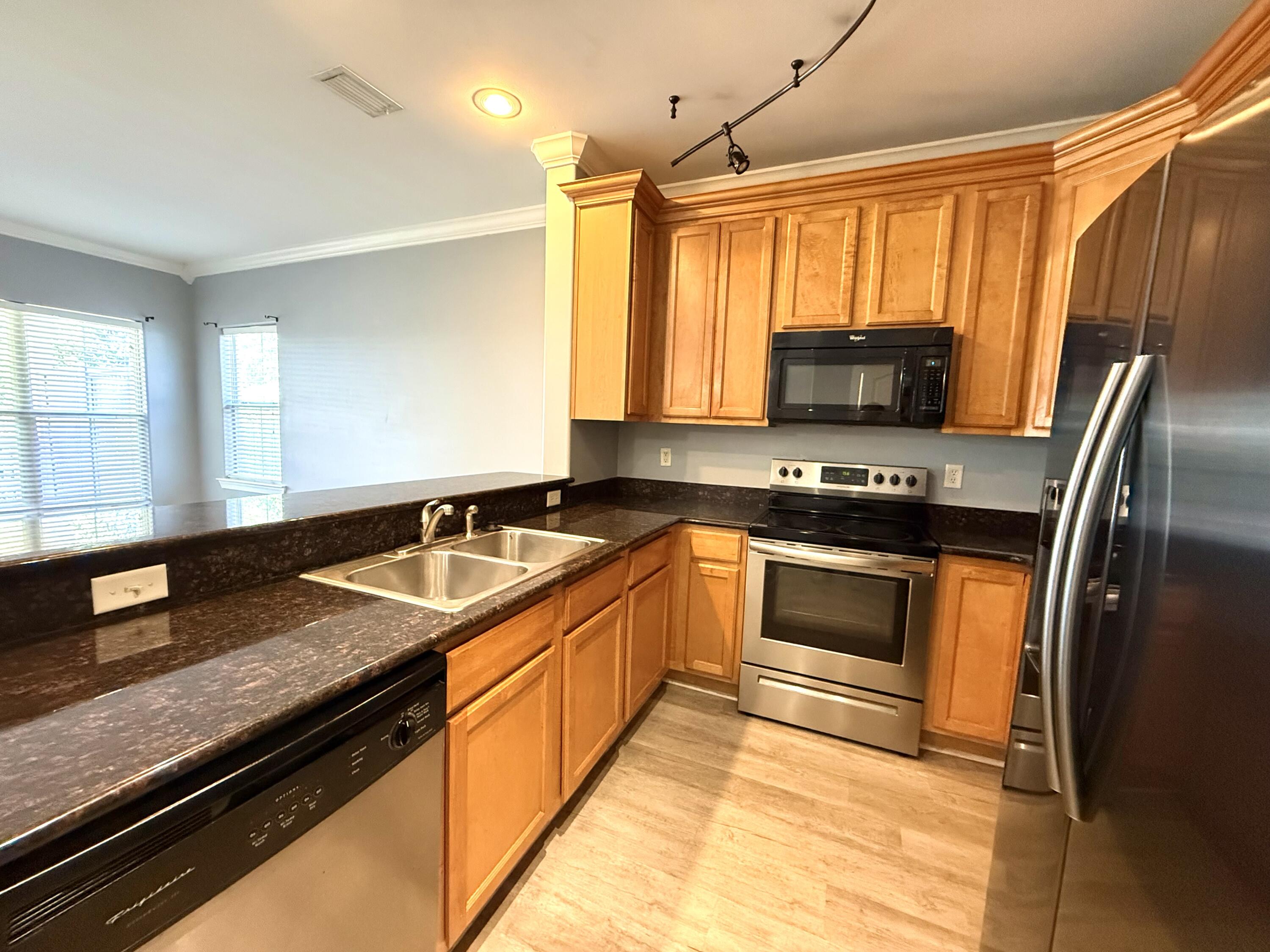 OLD BAY T/H - Residential