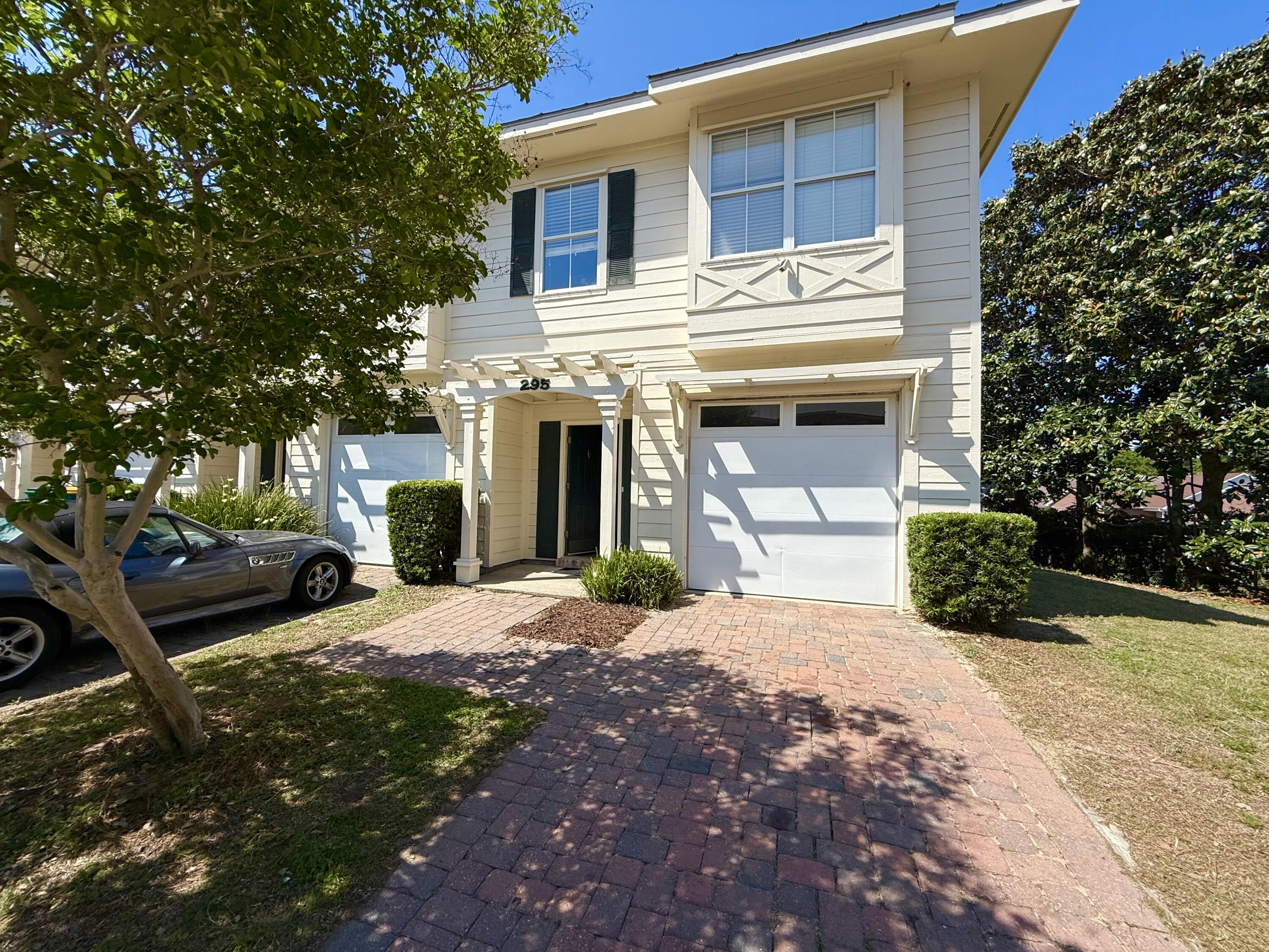 OLD BAY T/H - Residential