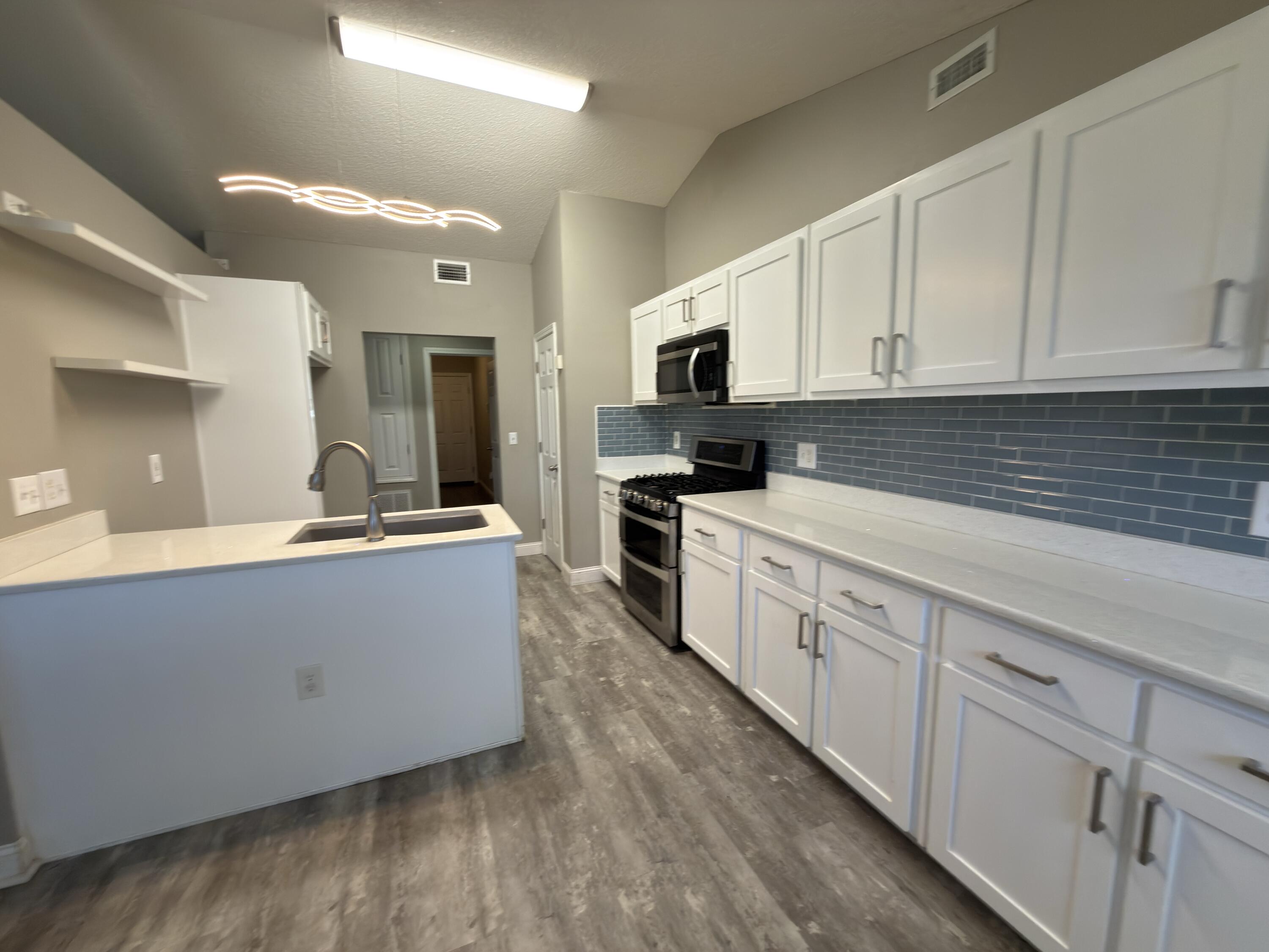 SILVER OAKS PH 2 - Residential