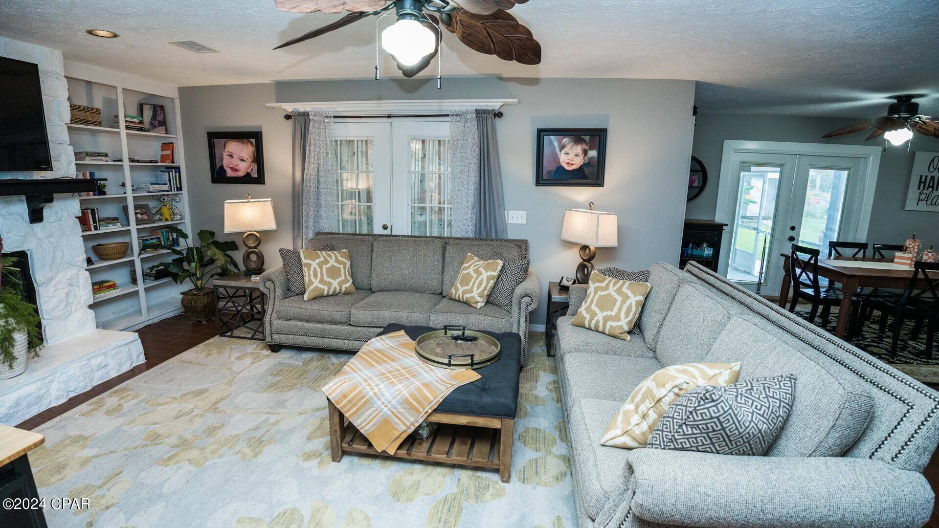 SEACLUSION BEACH - Residential