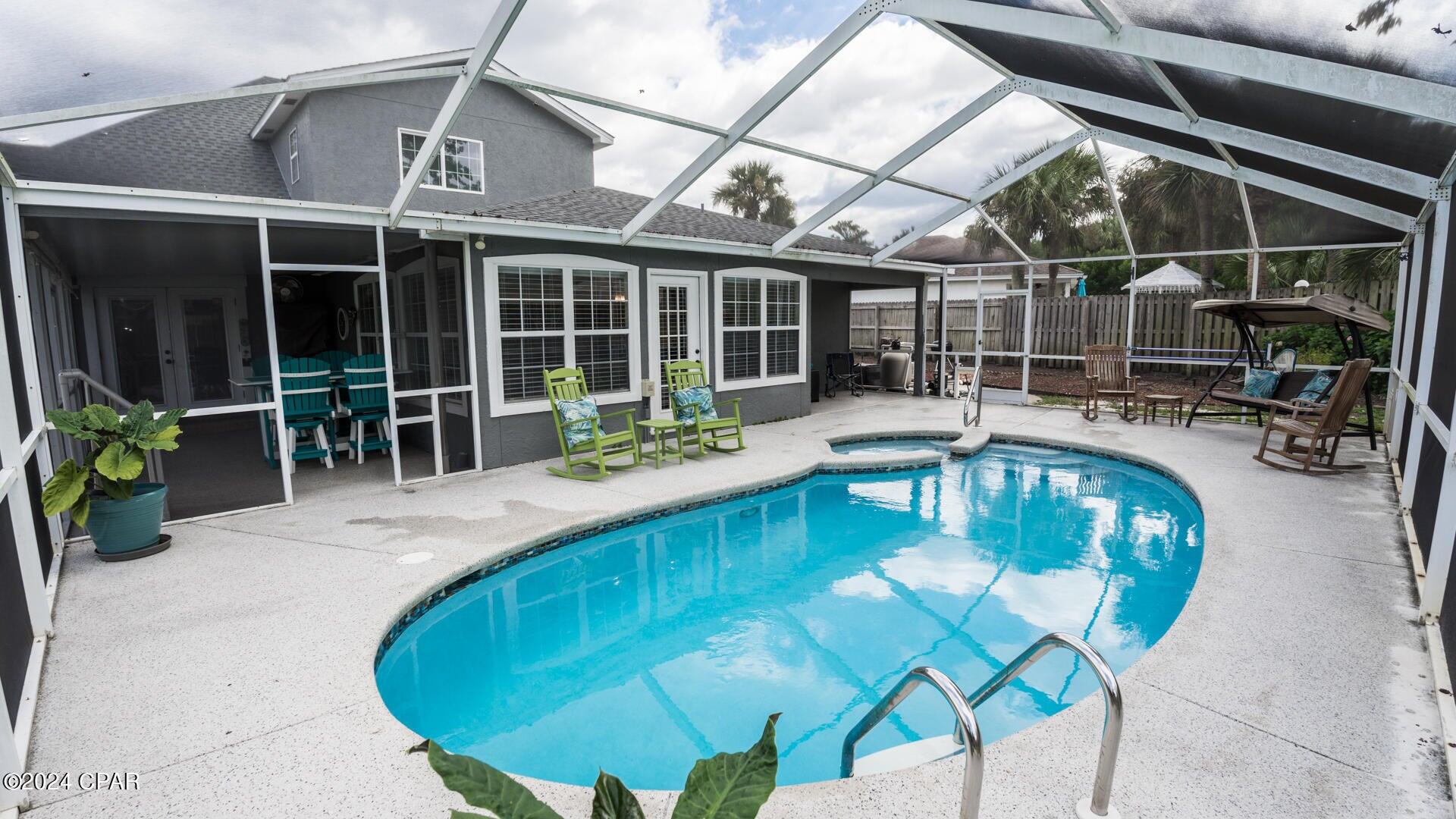 SEACLUSION BEACH - Residential