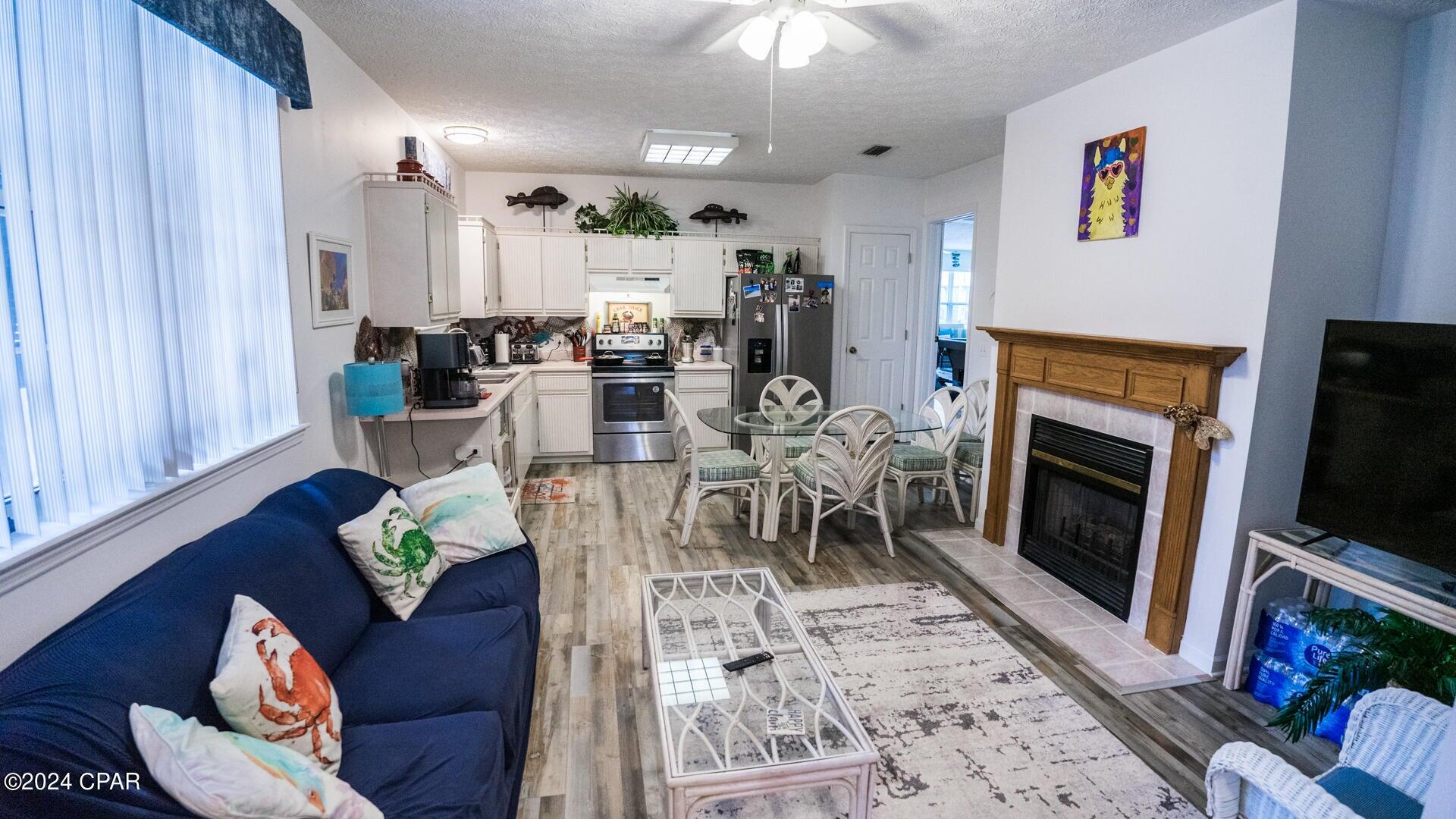 SEACLUSION BEACH - Residential