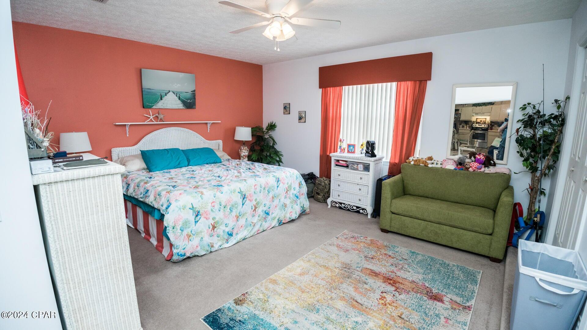 SEACLUSION BEACH - Residential