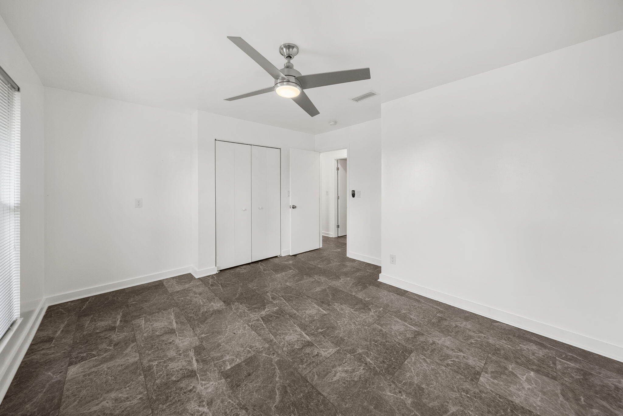 BAYWOOD SHORE ESTATES - Residential