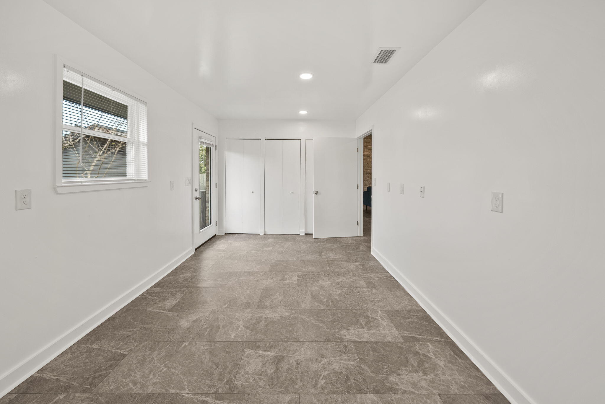 BAYWOOD SHORE ESTATES - Residential