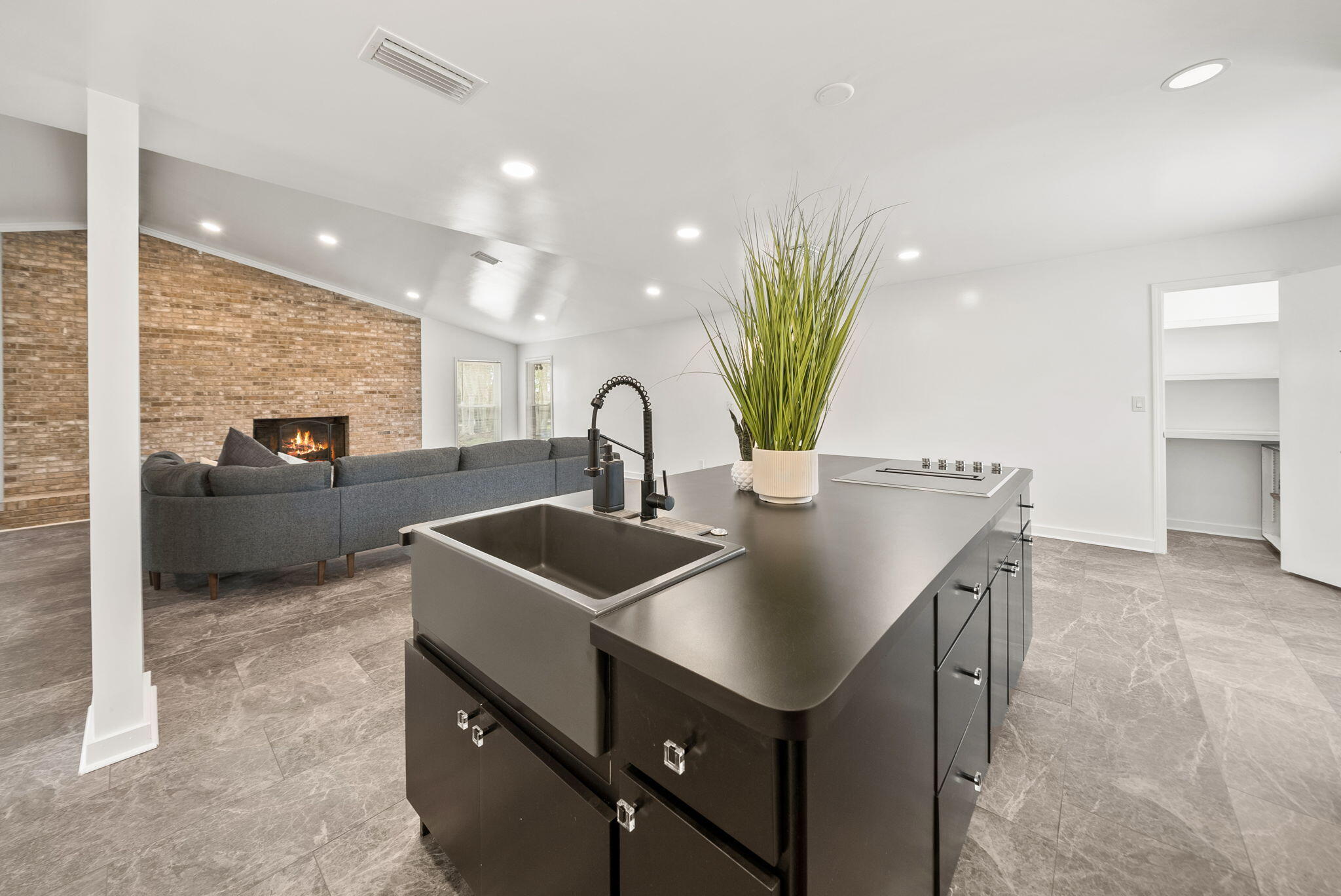 BAYWOOD SHORE ESTATES - Residential