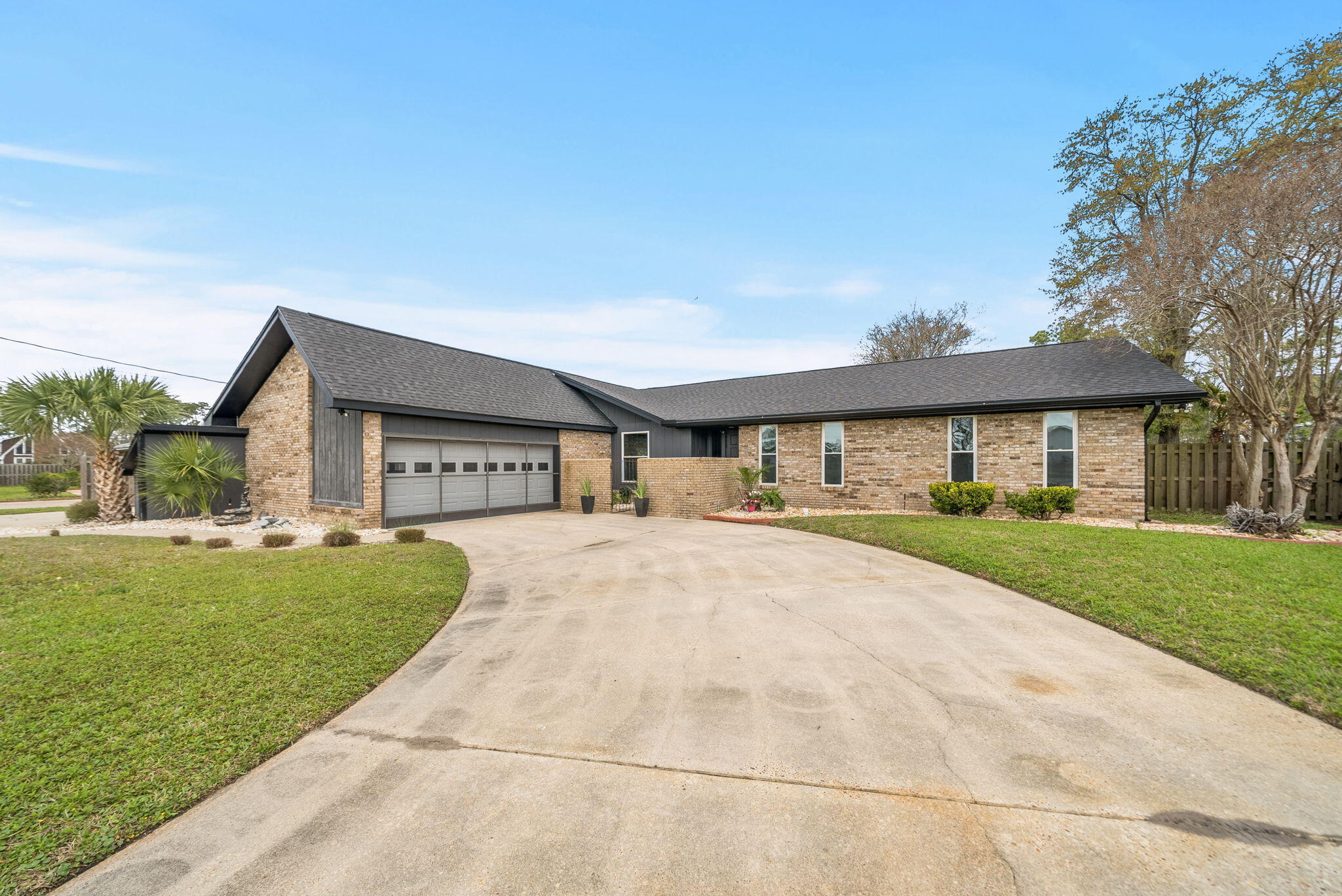 BAYWOOD SHORE ESTATES - Residential