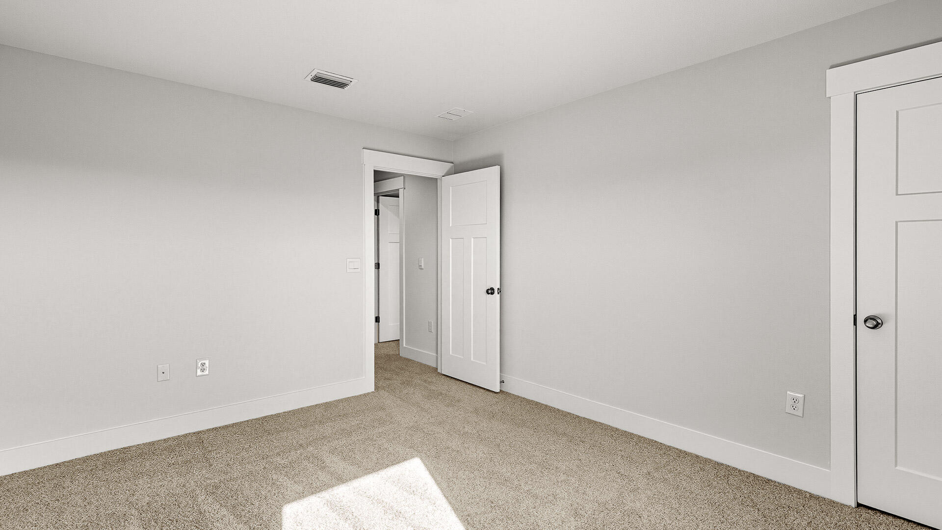PLANTATION WOODS - Residential