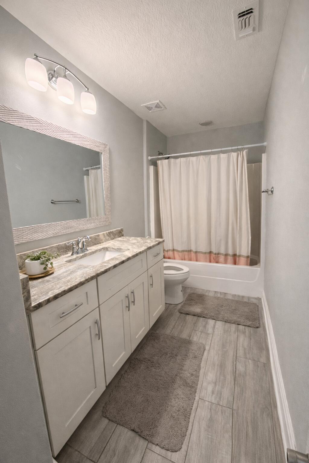 HOLLEY BY THE SEA - Residential