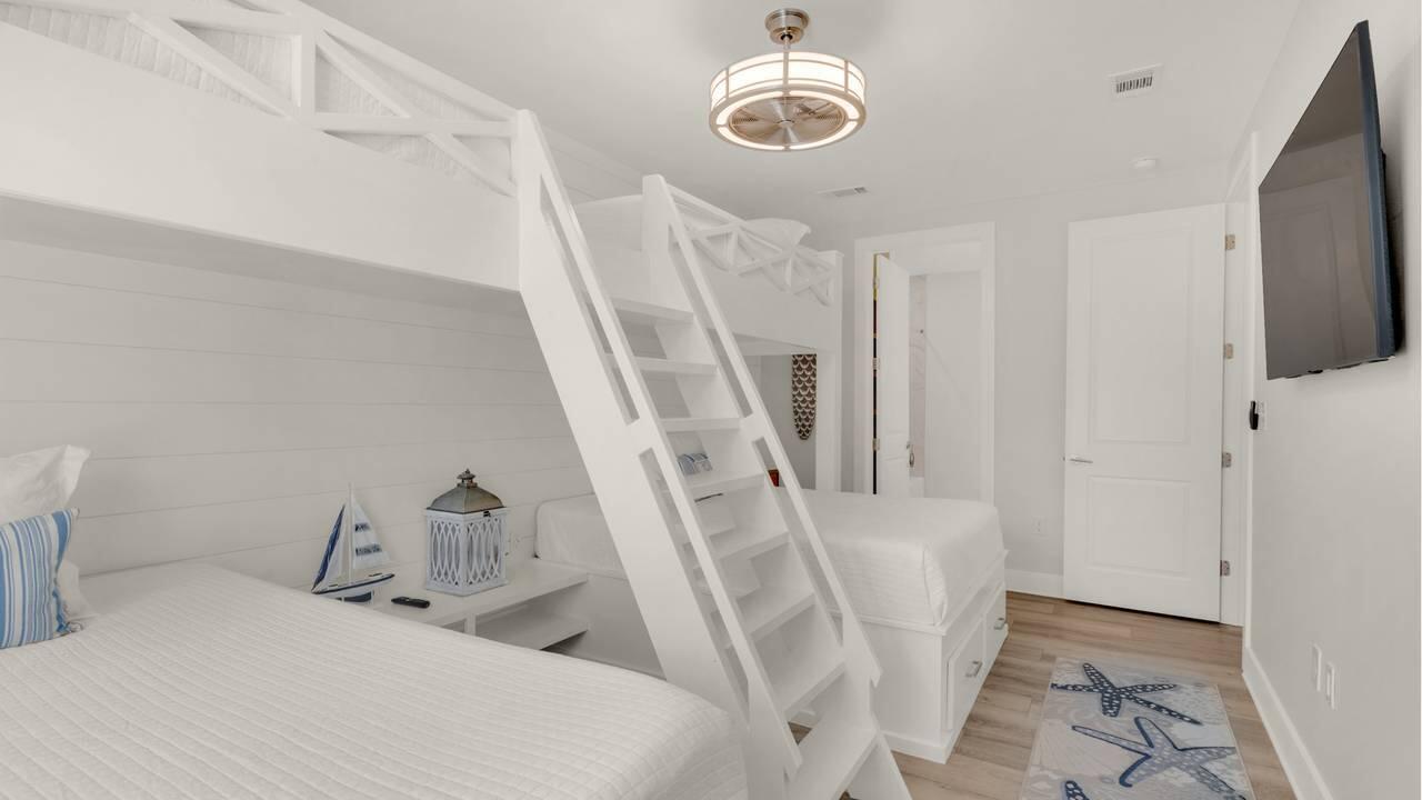 Pinewood 30A - Residential