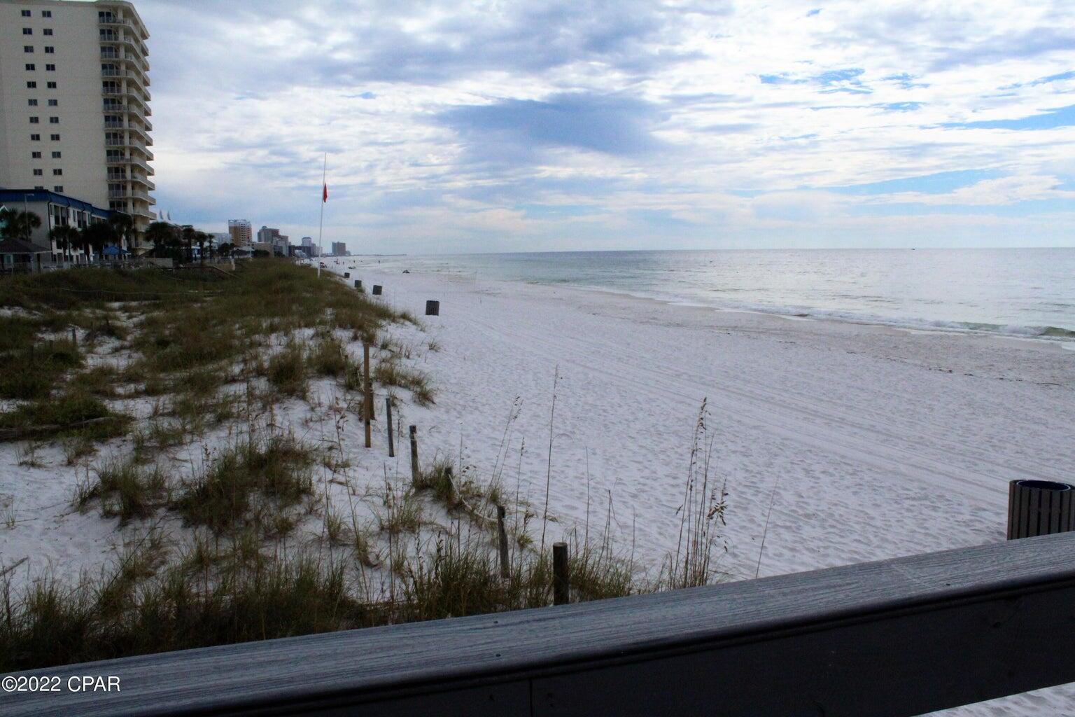 EMERALD ISLE - Residential