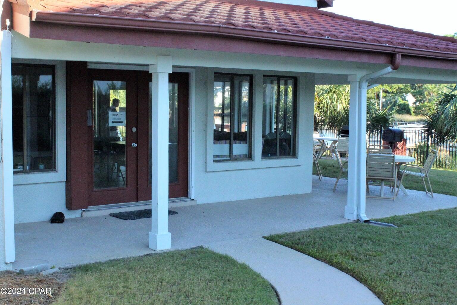 EMERALD ISLE - Residential