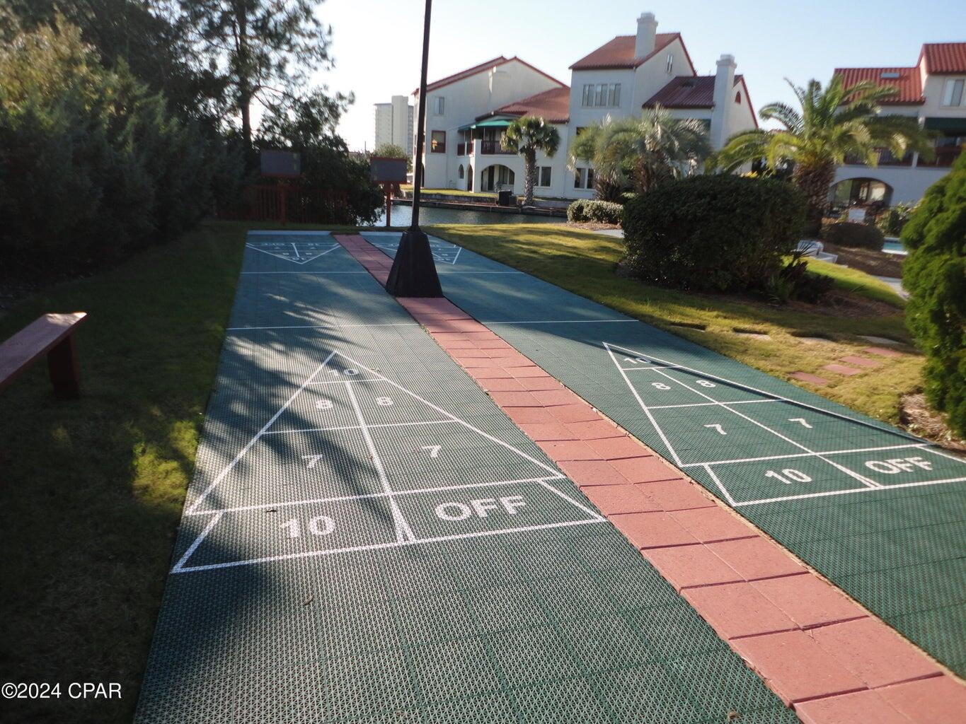 EMERALD ISLE - Residential