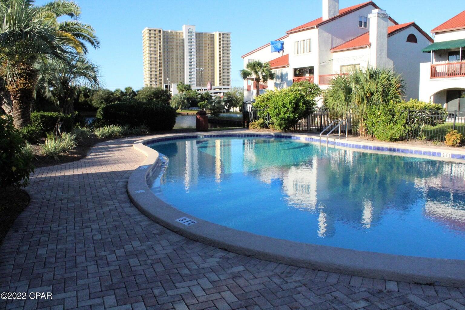 EMERALD ISLE - Residential