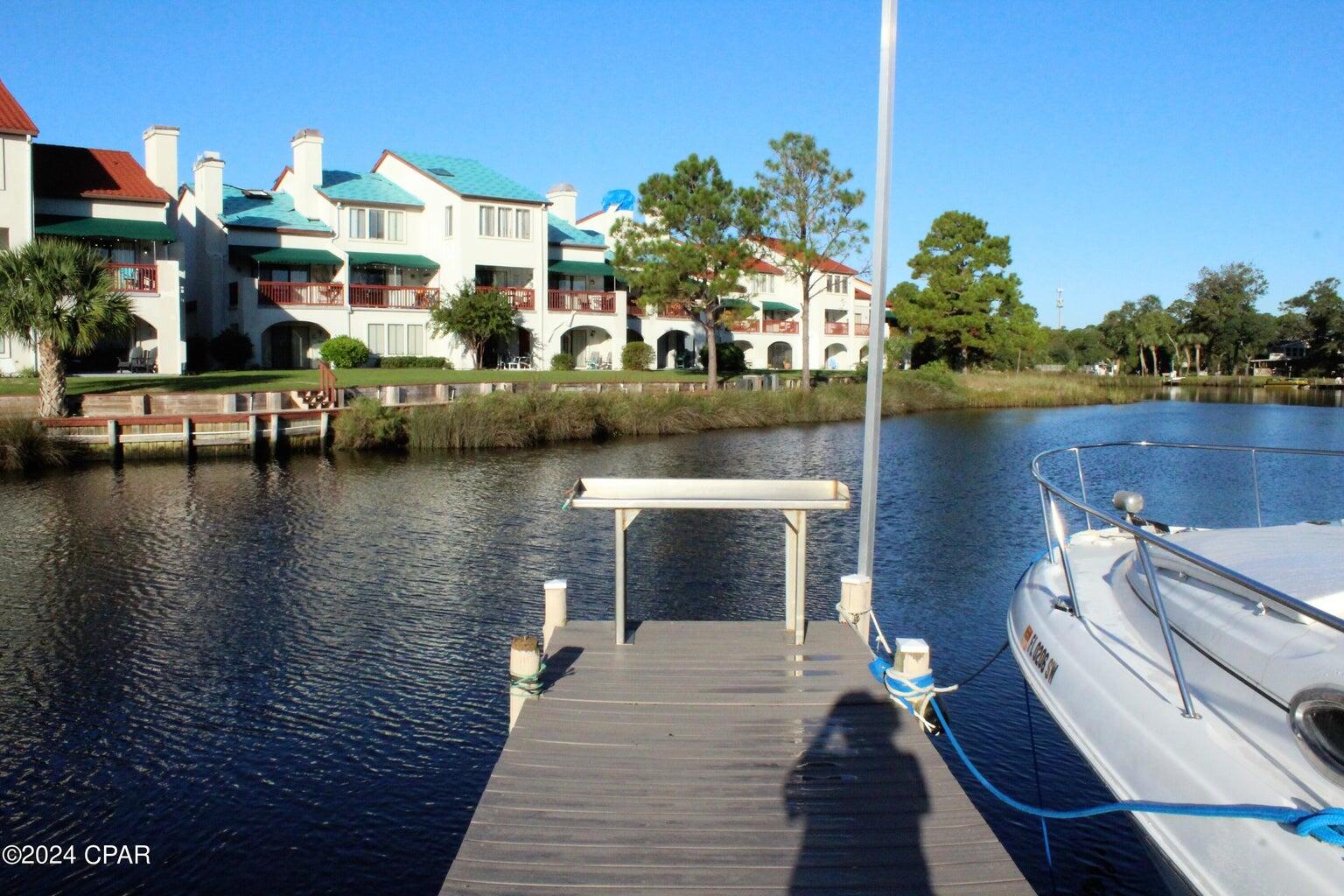 EMERALD ISLE - Residential