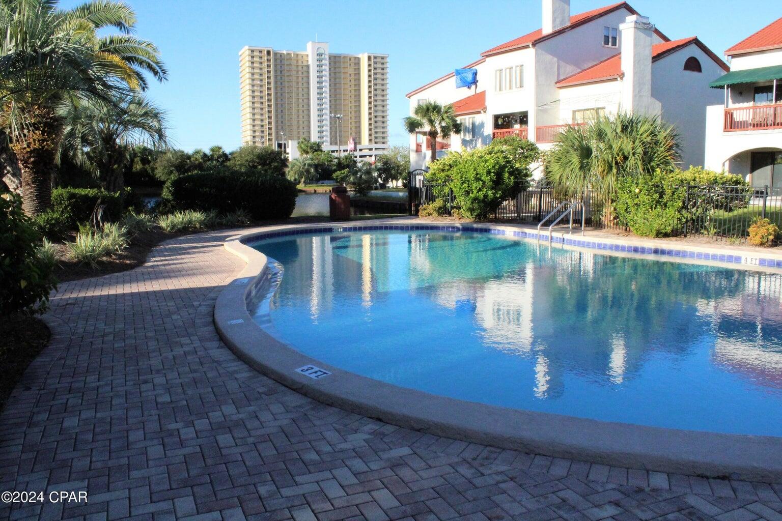 EMERALD ISLE - Residential