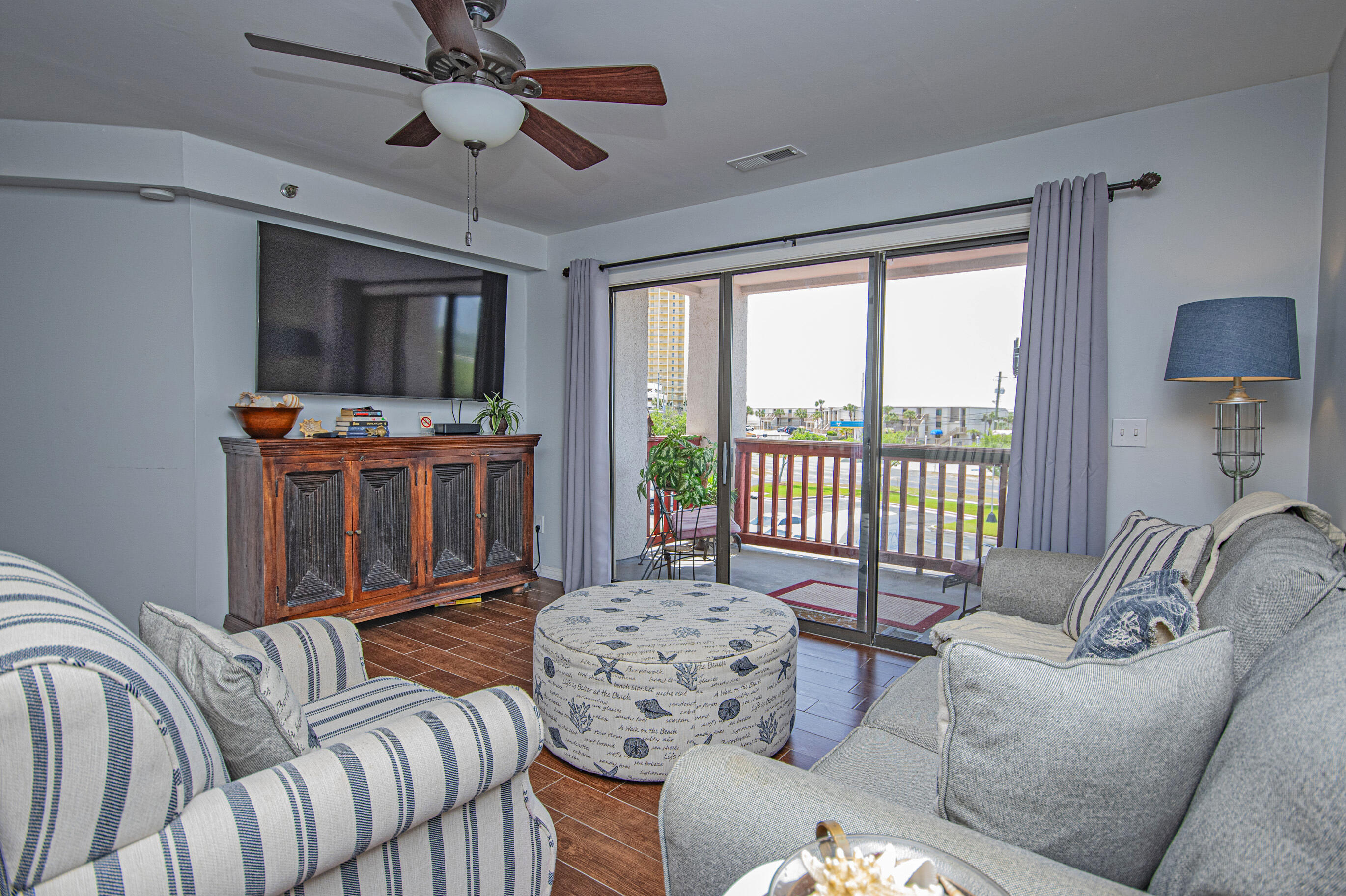 EMERALD ISLE - Residential