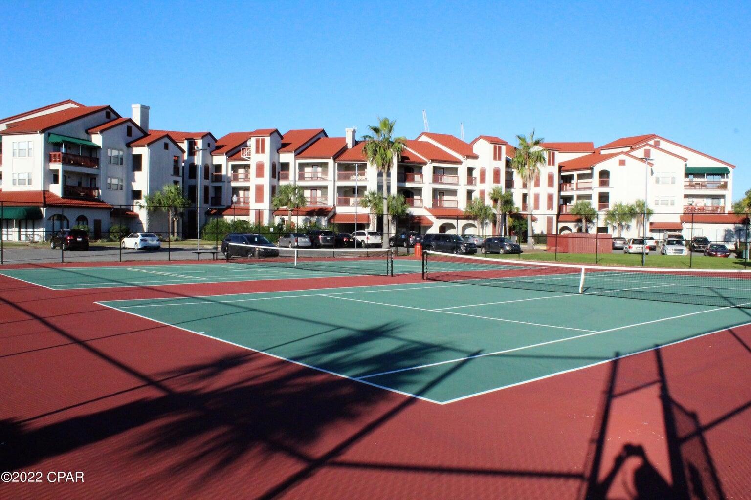 EMERALD ISLE - Residential