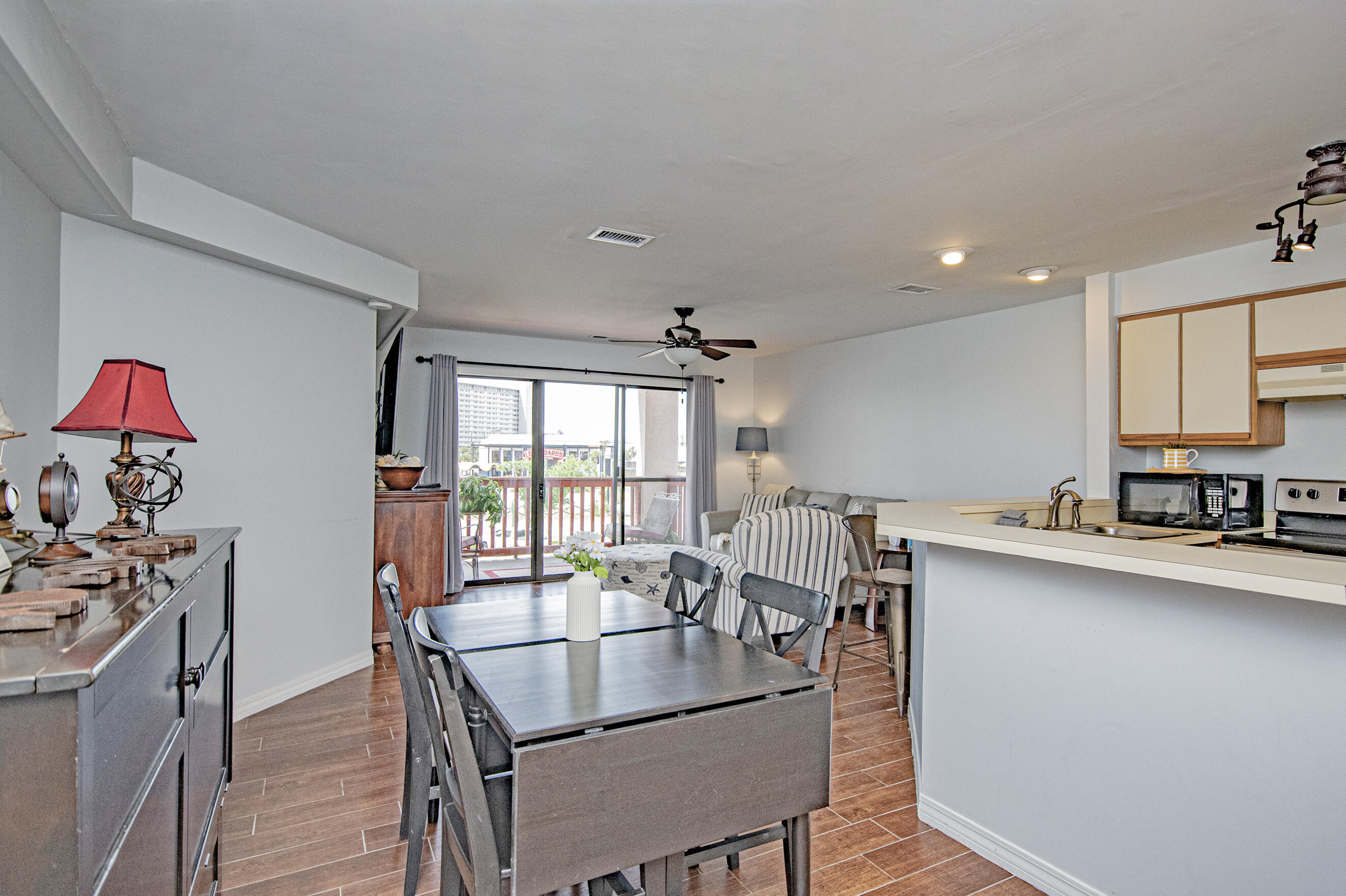 EMERALD ISLE - Residential