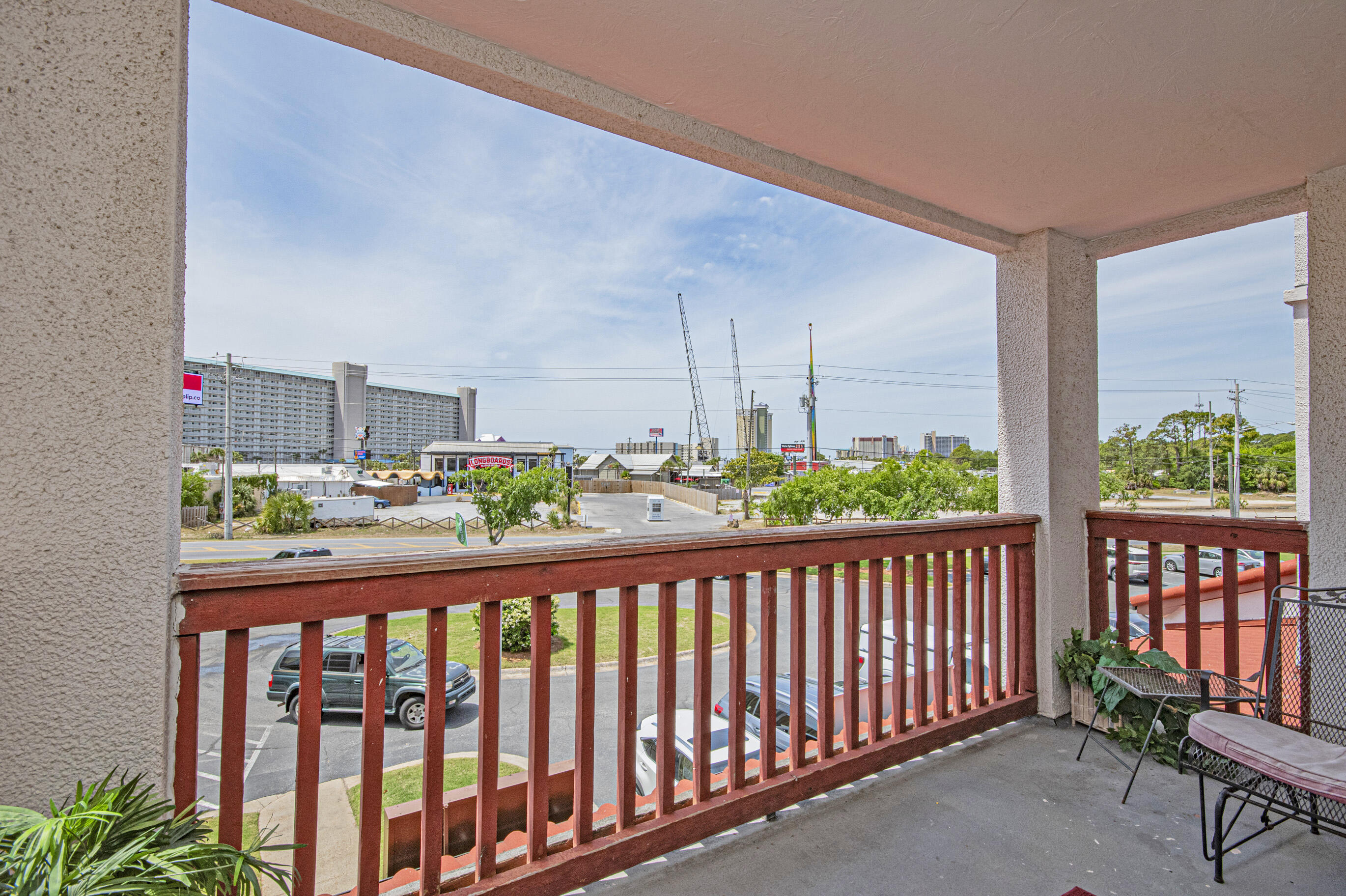 EMERALD ISLE - Residential