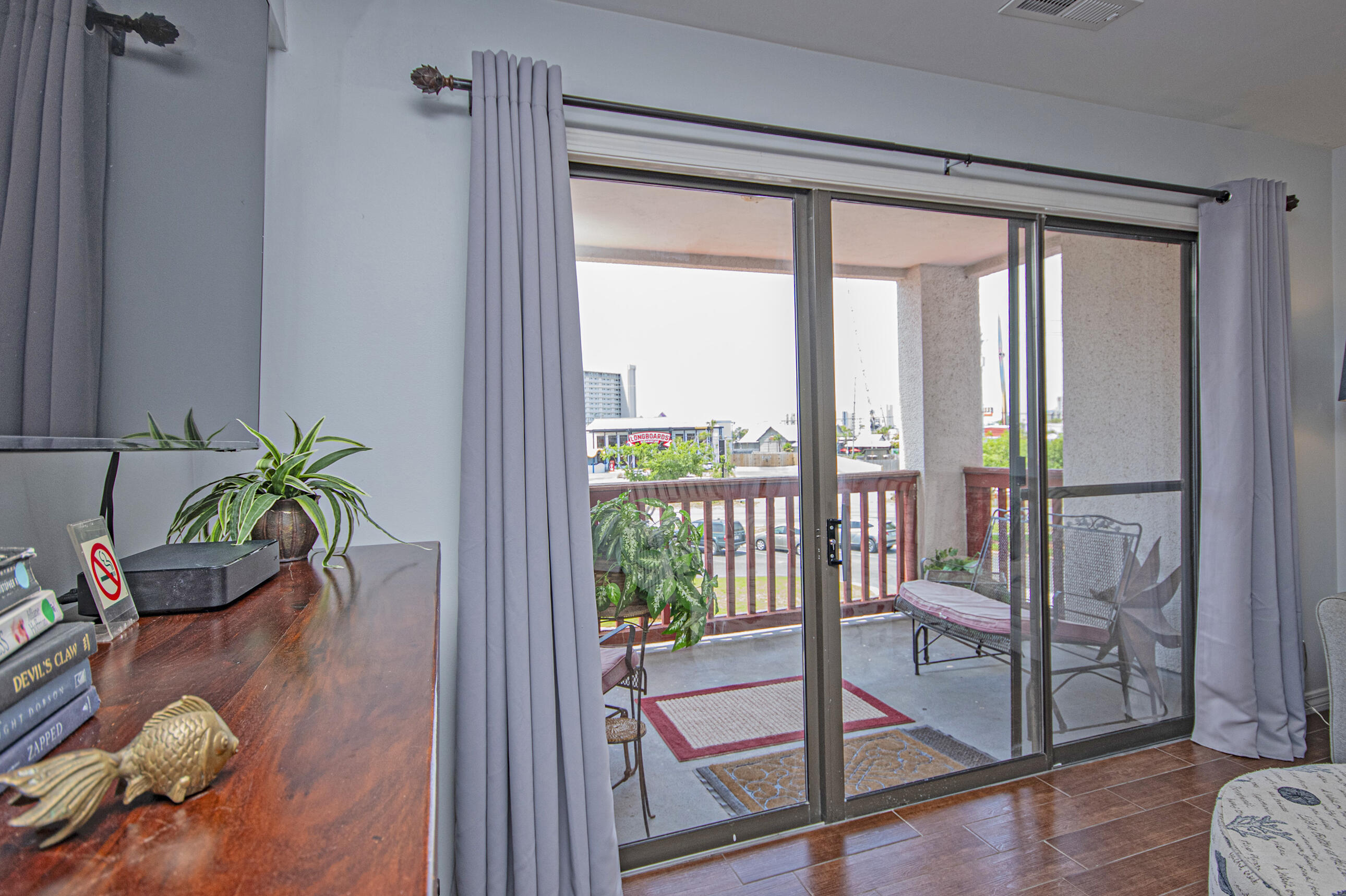 EMERALD ISLE - Residential