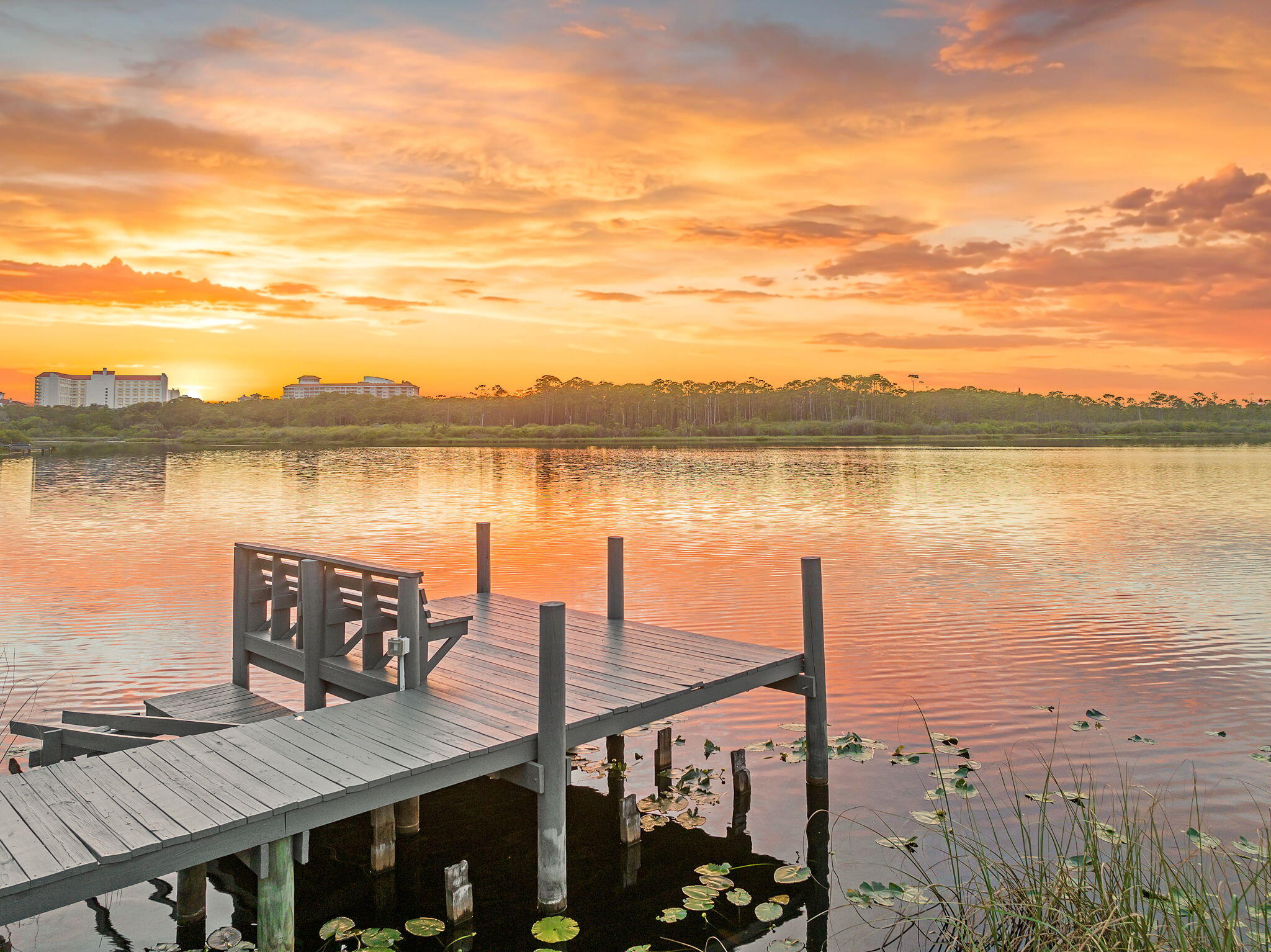 FOUR MILE VILLAGE - Residential