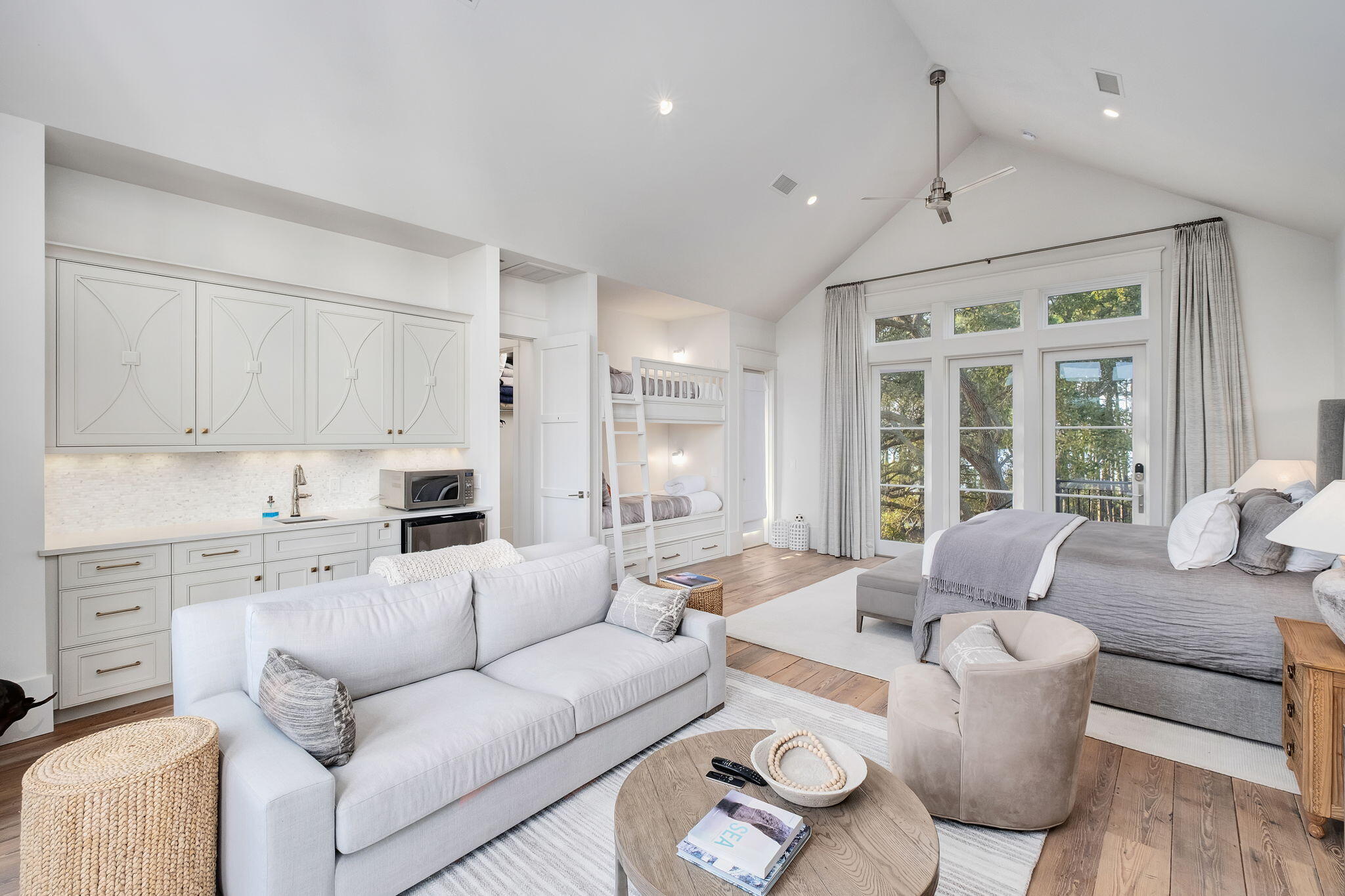 FOUR MILE VILLAGE - Residential