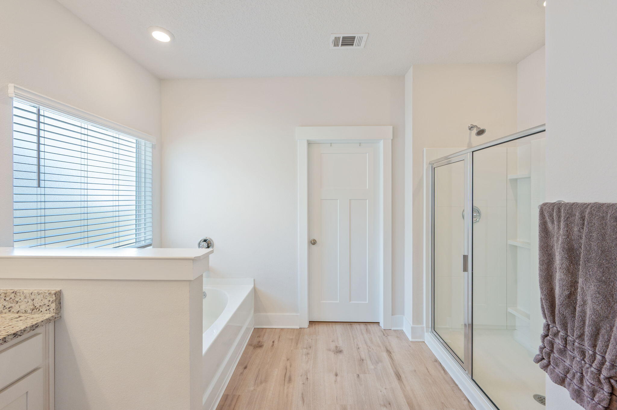 HILLWOOD ESTATES - Residential