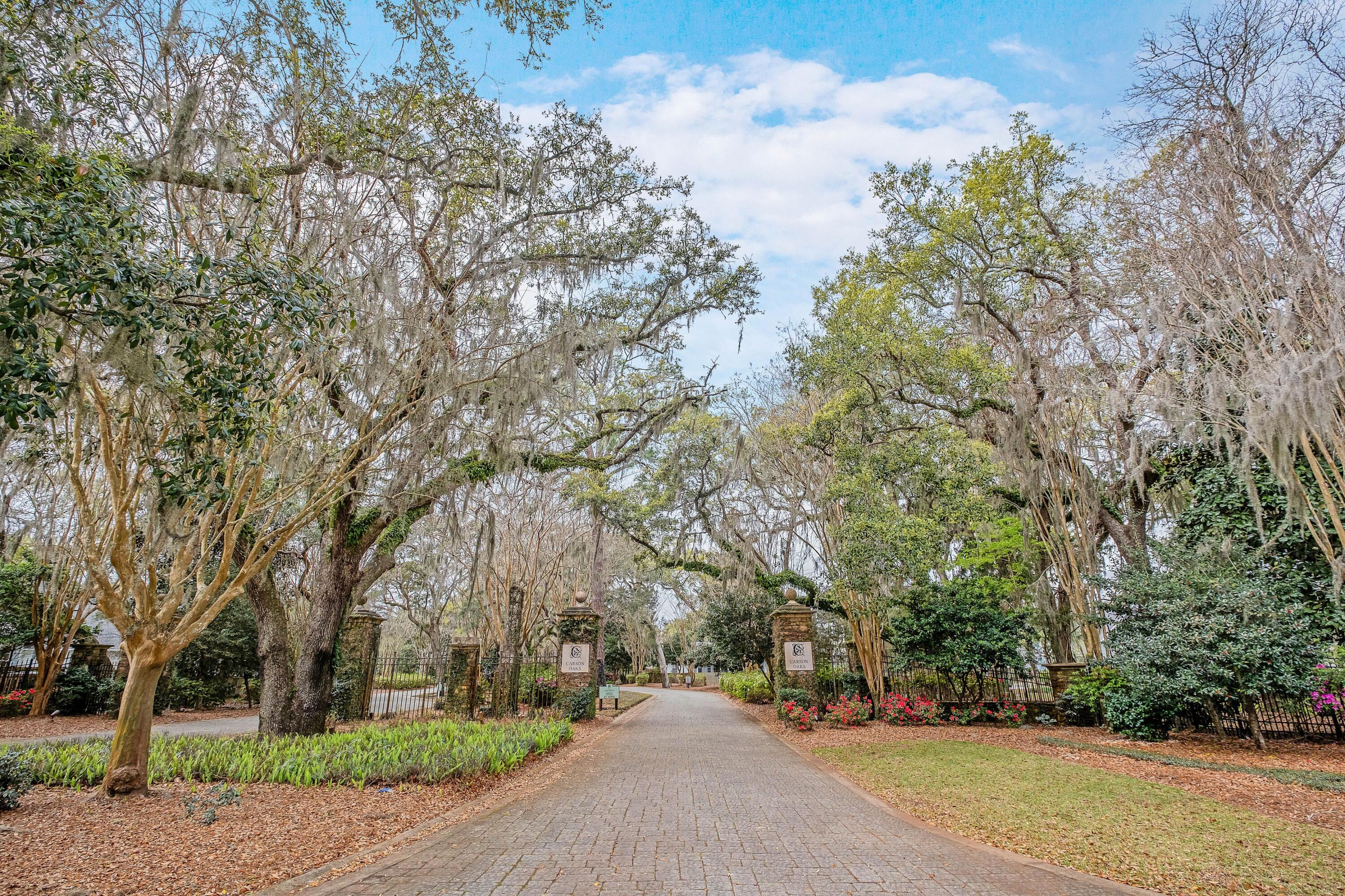 CARSON OAKS - Residential