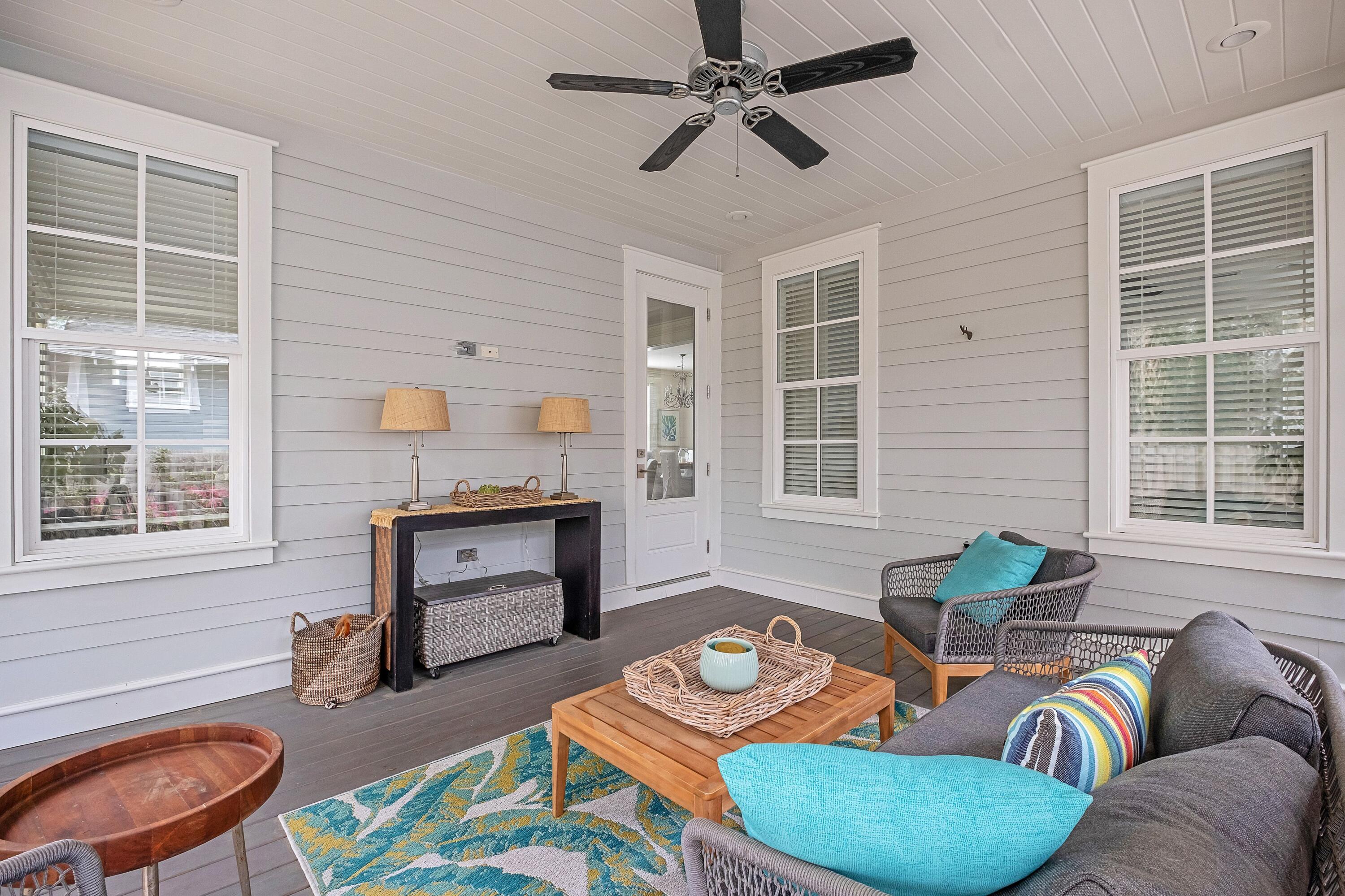 CARSON OAKS - Residential