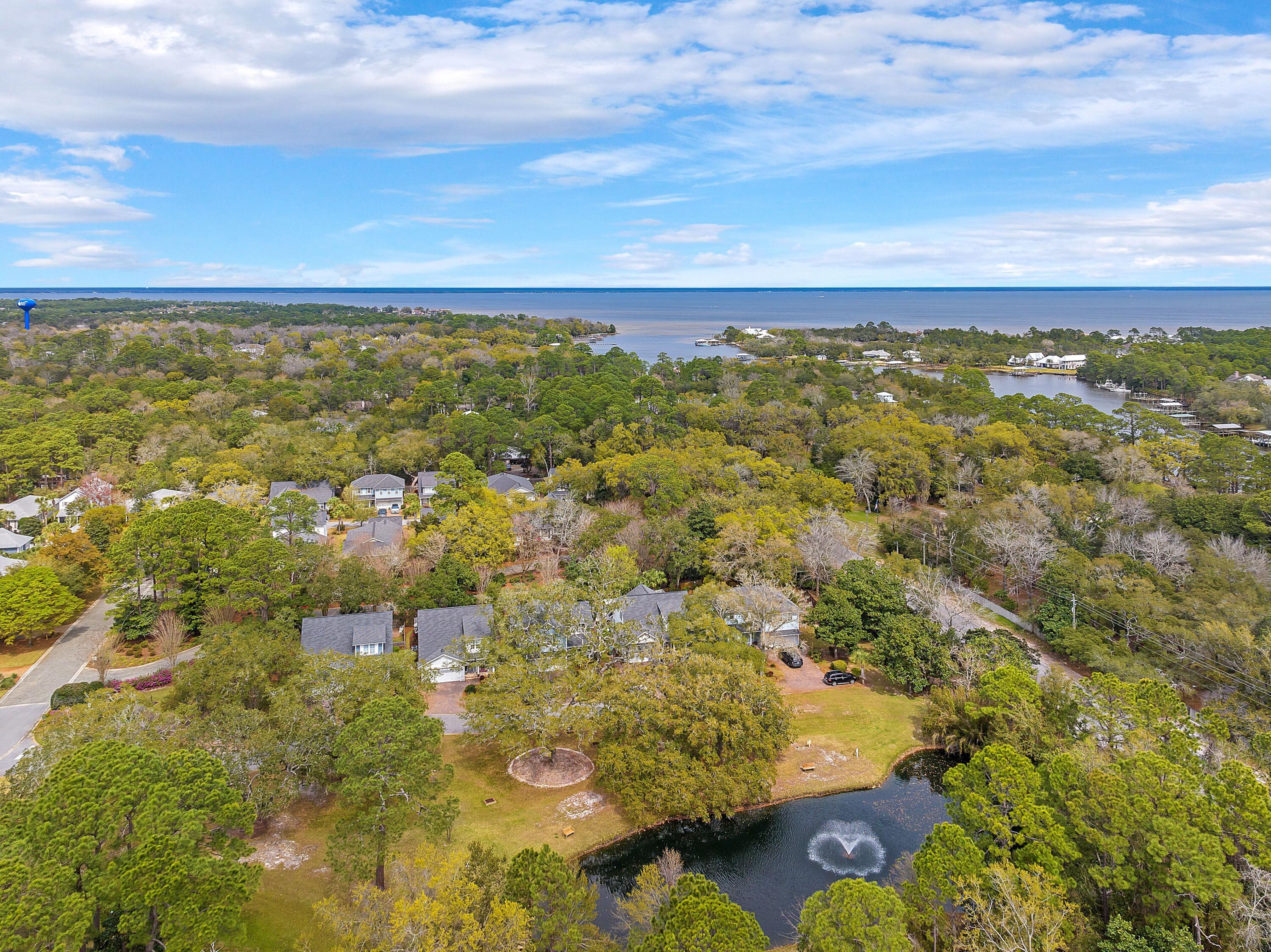 CARSON OAKS - Residential