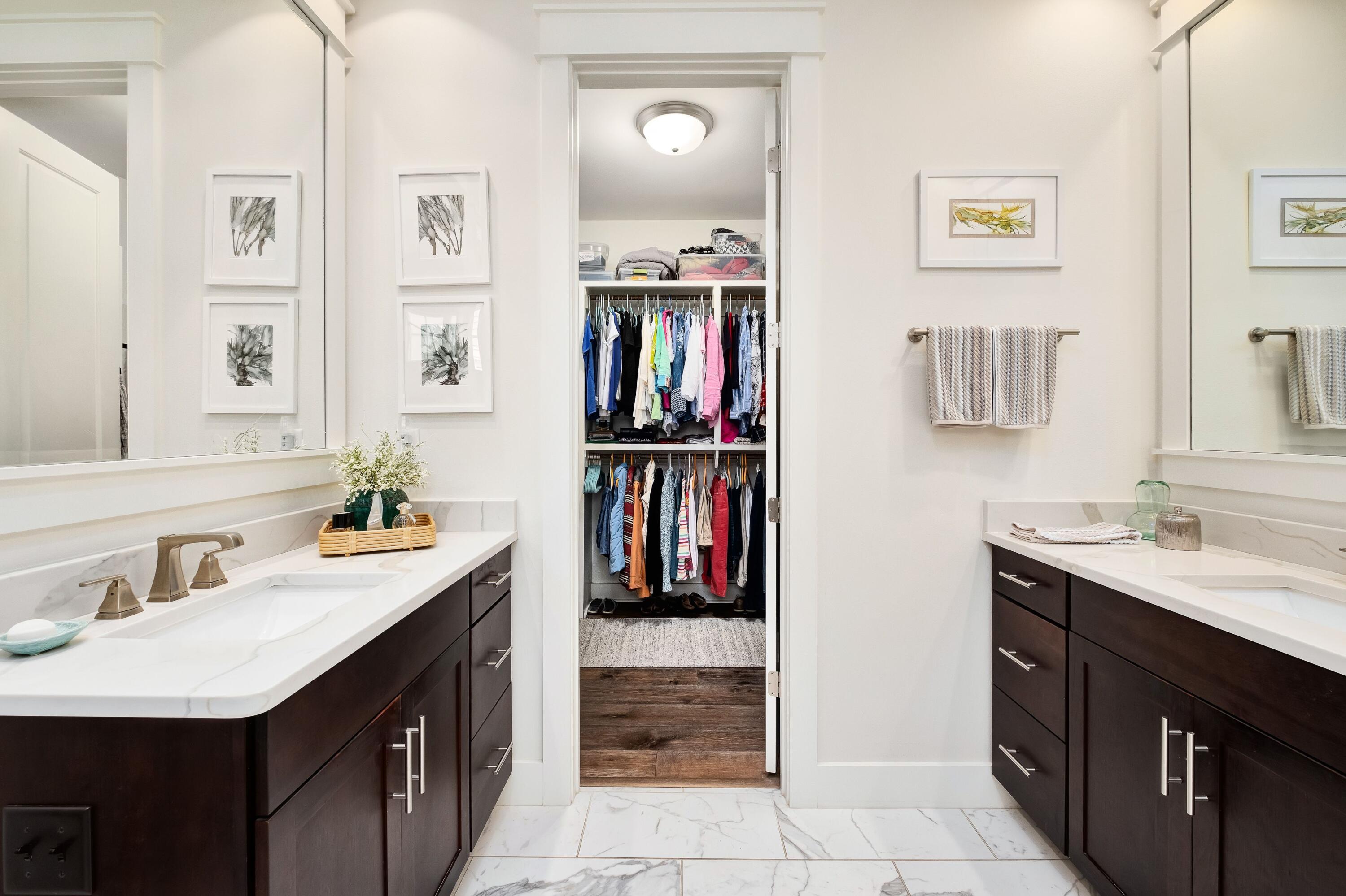 CARSON OAKS - Residential