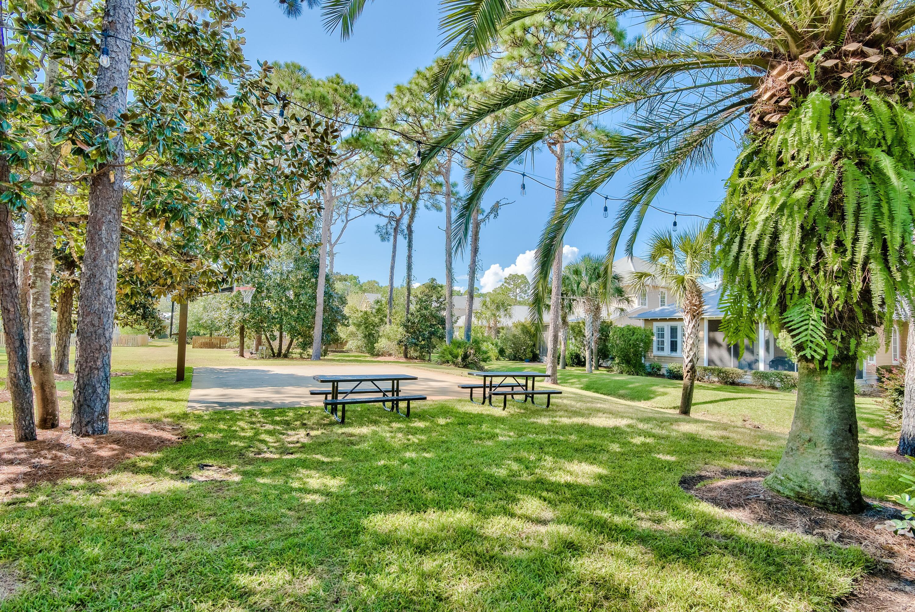 CARSON OAKS - Residential