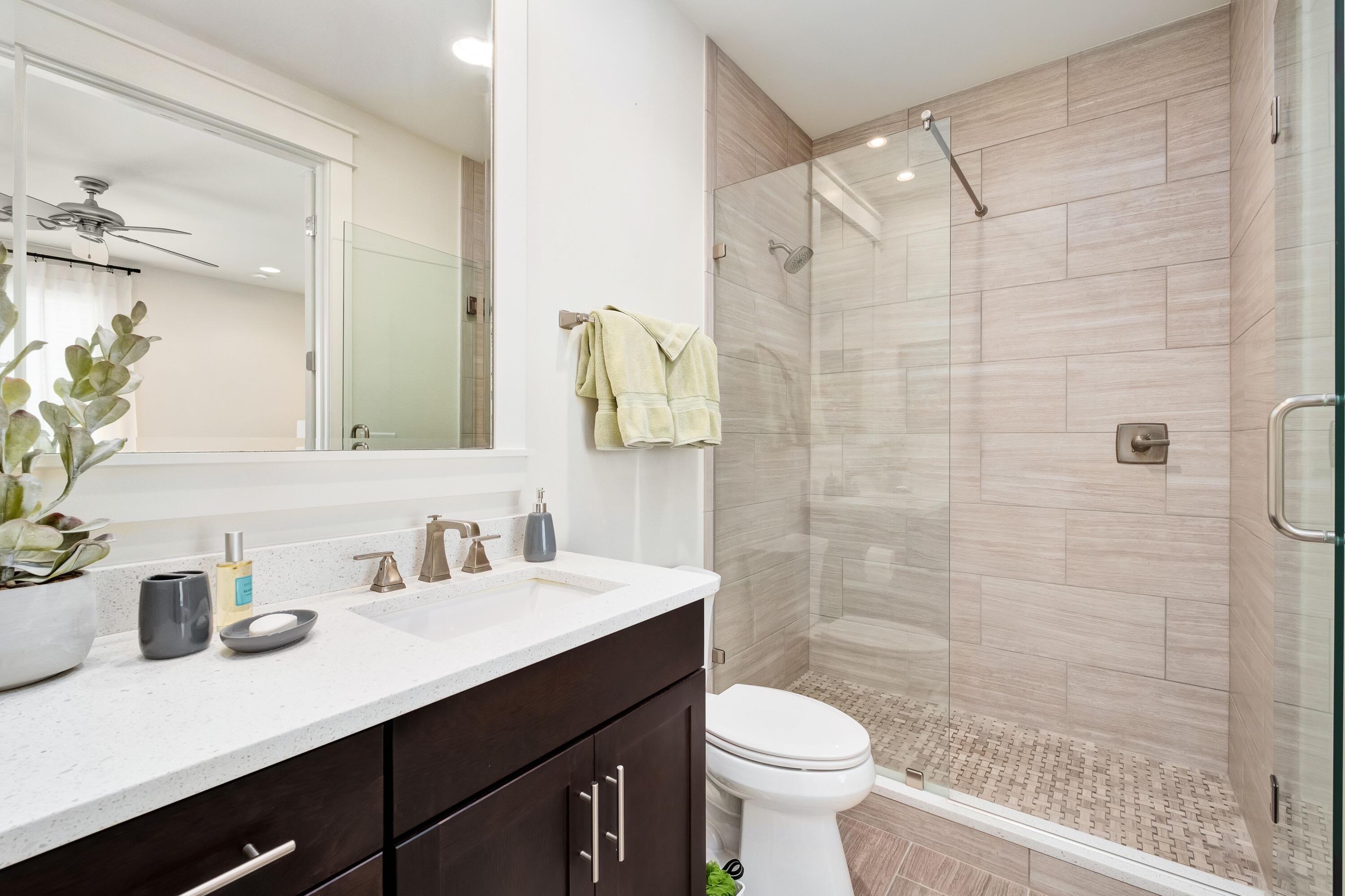 CARSON OAKS - Residential