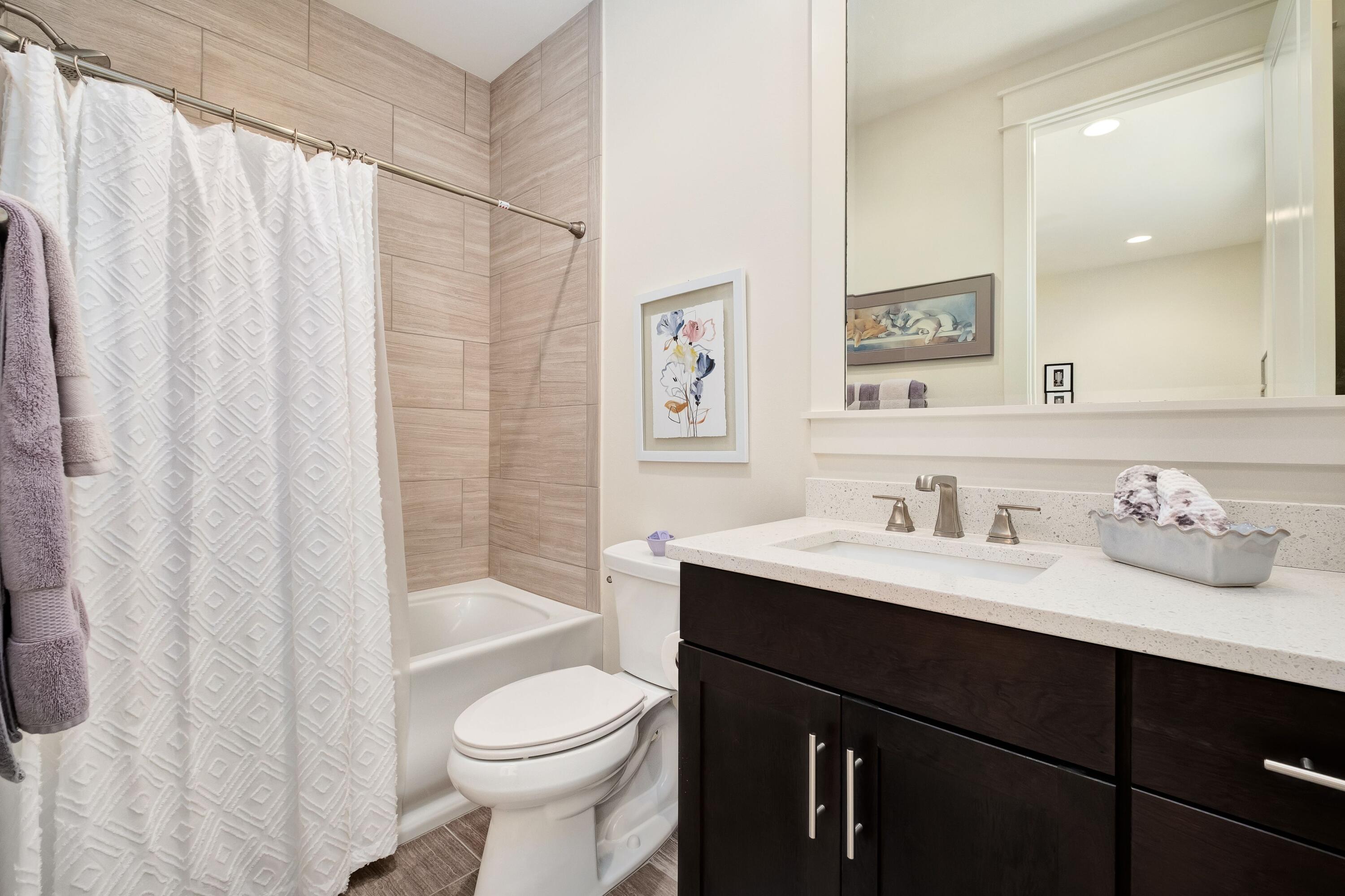 CARSON OAKS - Residential