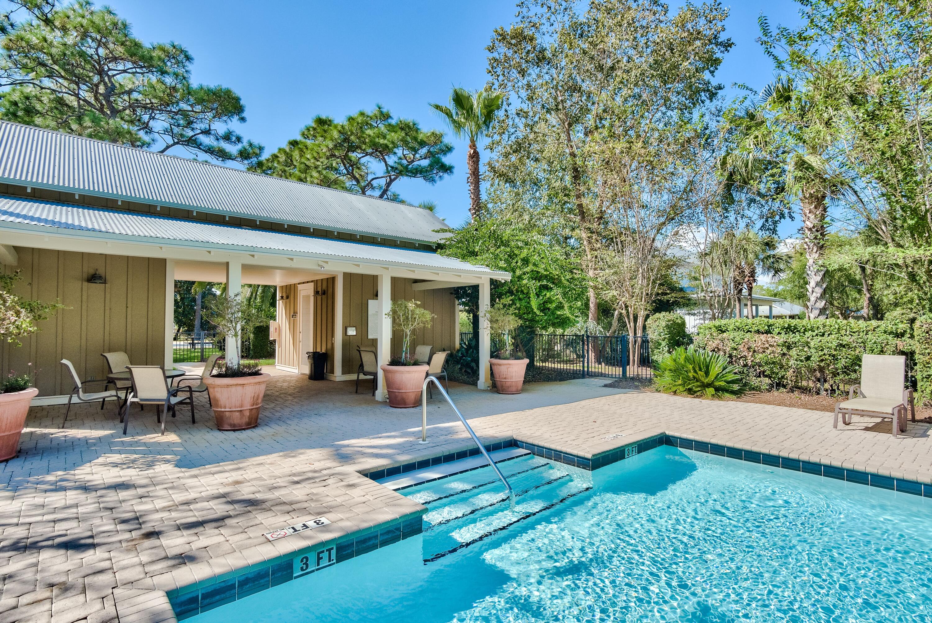 CARSON OAKS - Residential