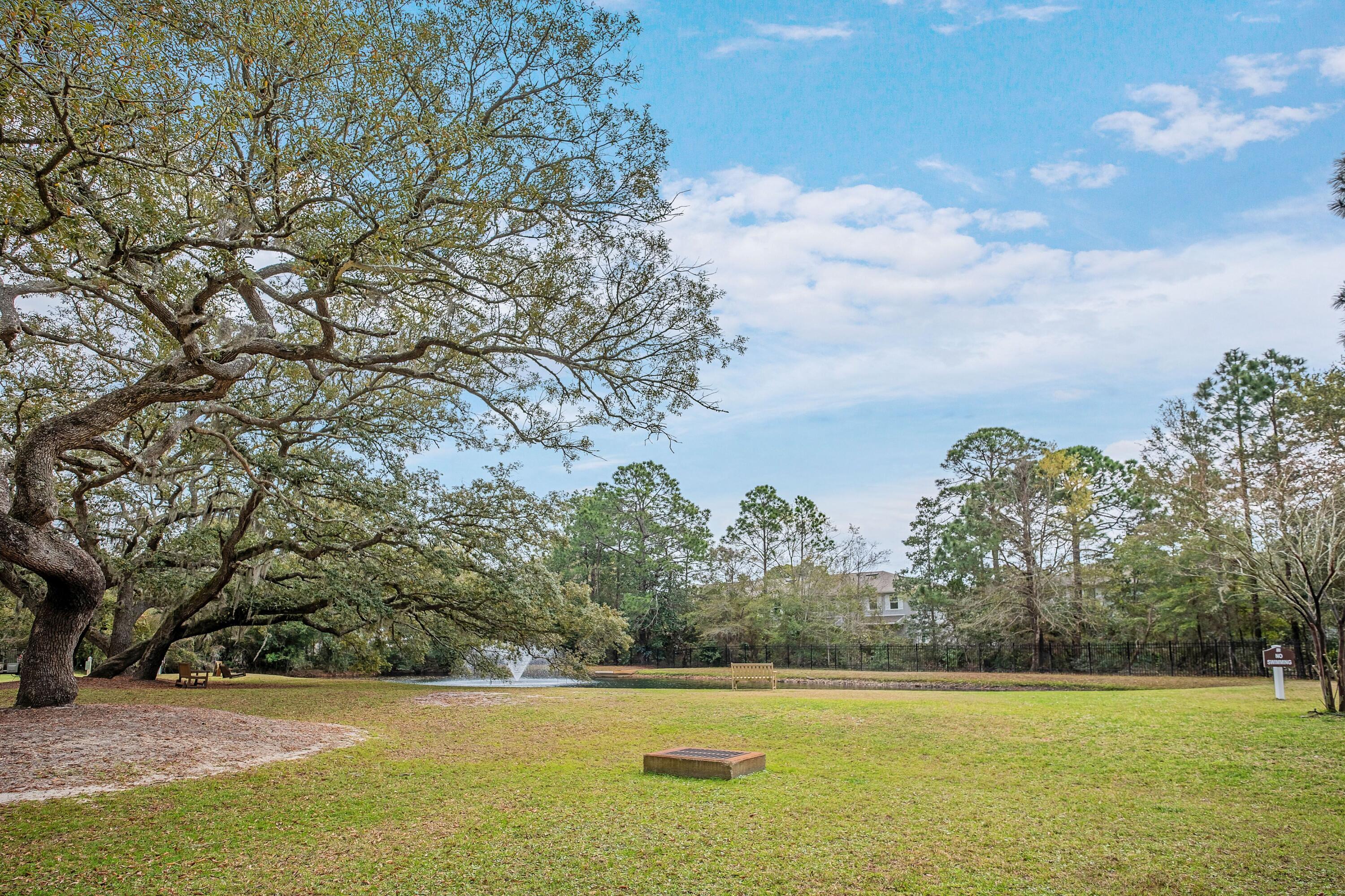 CARSON OAKS - Residential