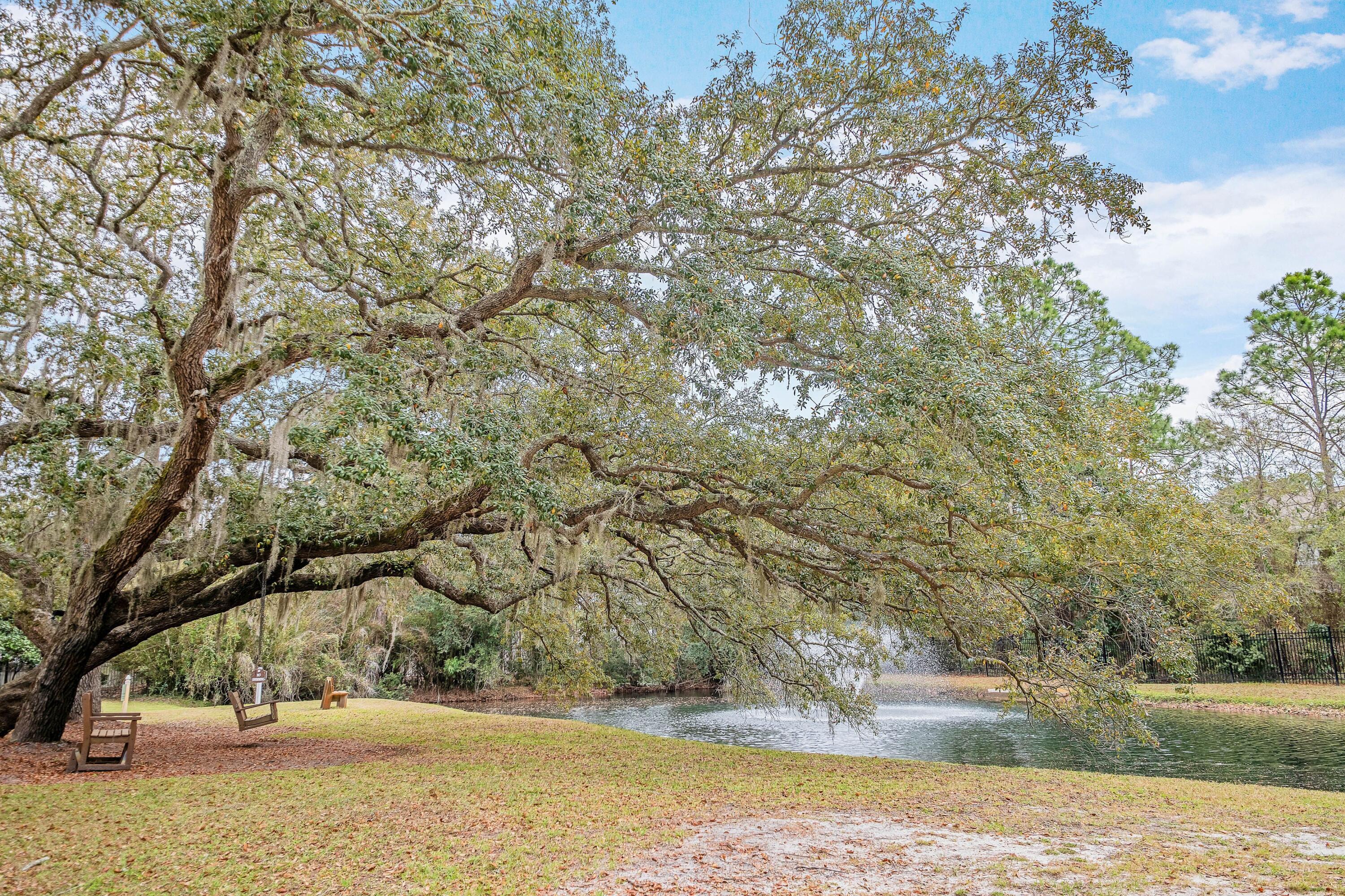 CARSON OAKS - Residential