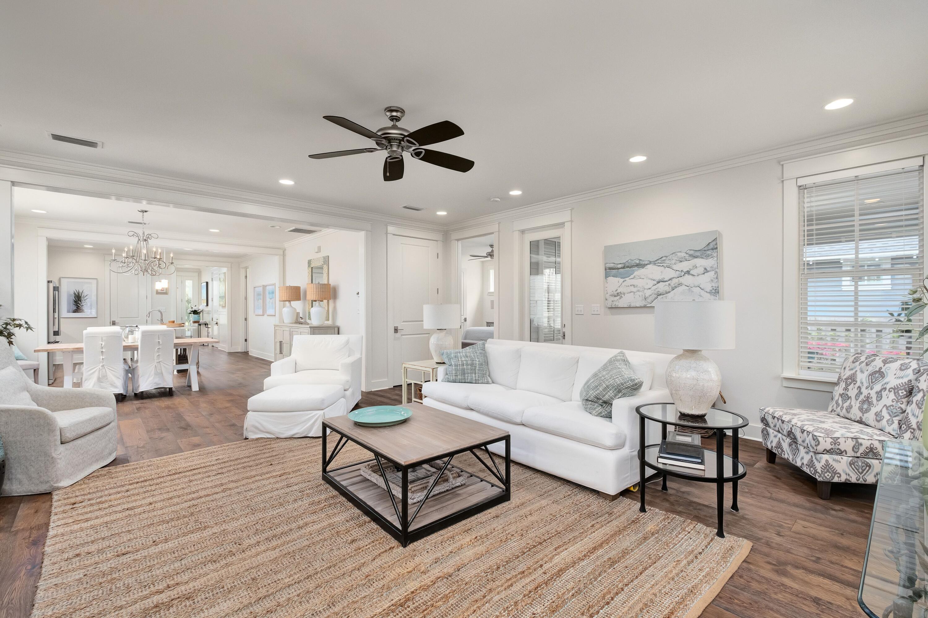 CARSON OAKS - Residential