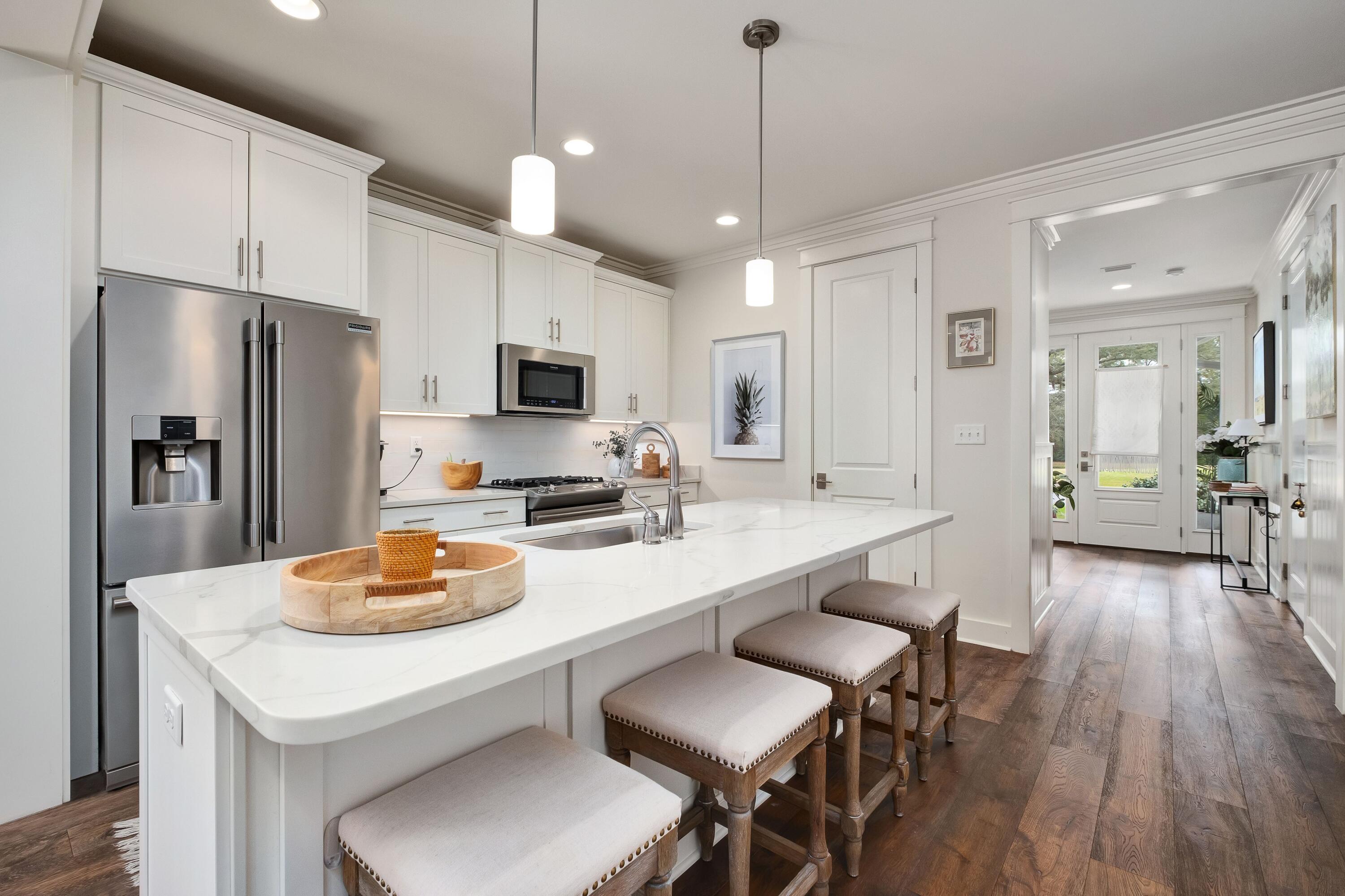 CARSON OAKS - Residential