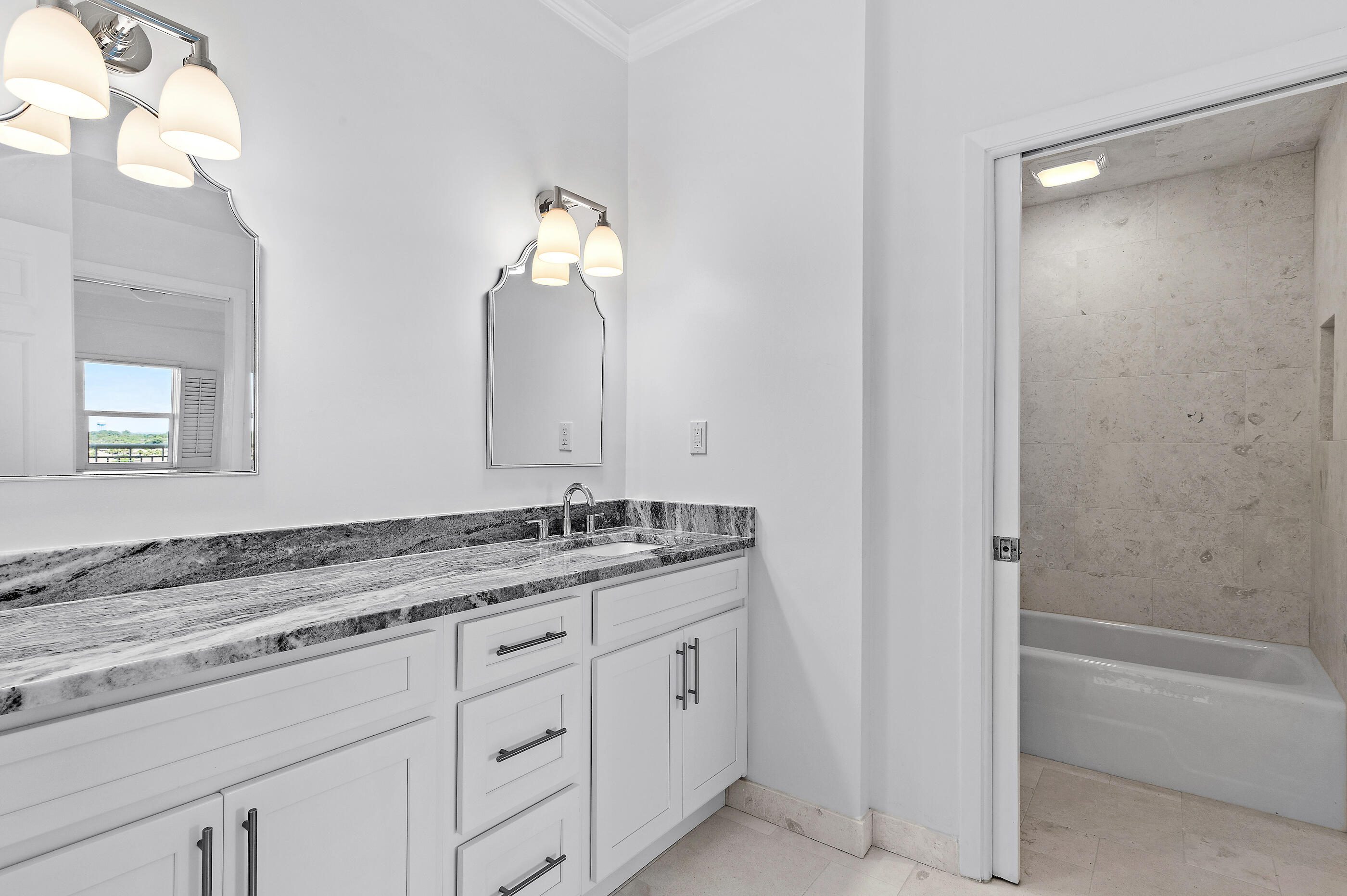 TIDES OF DESTIN - Residential